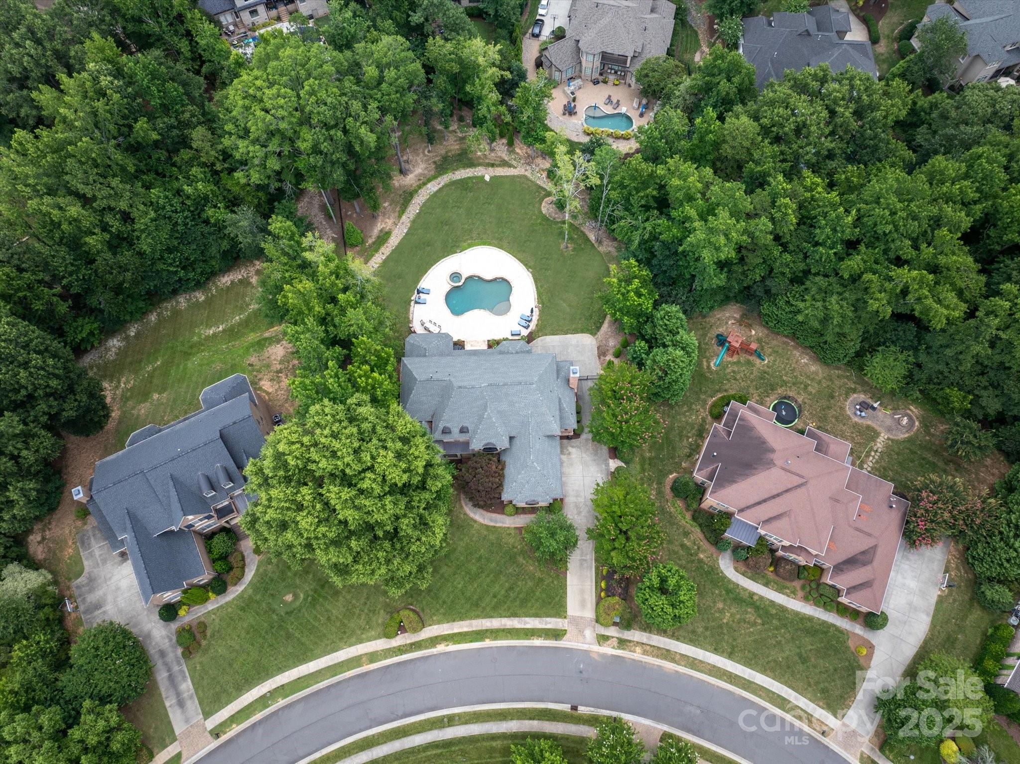 Chatsworth - Residential