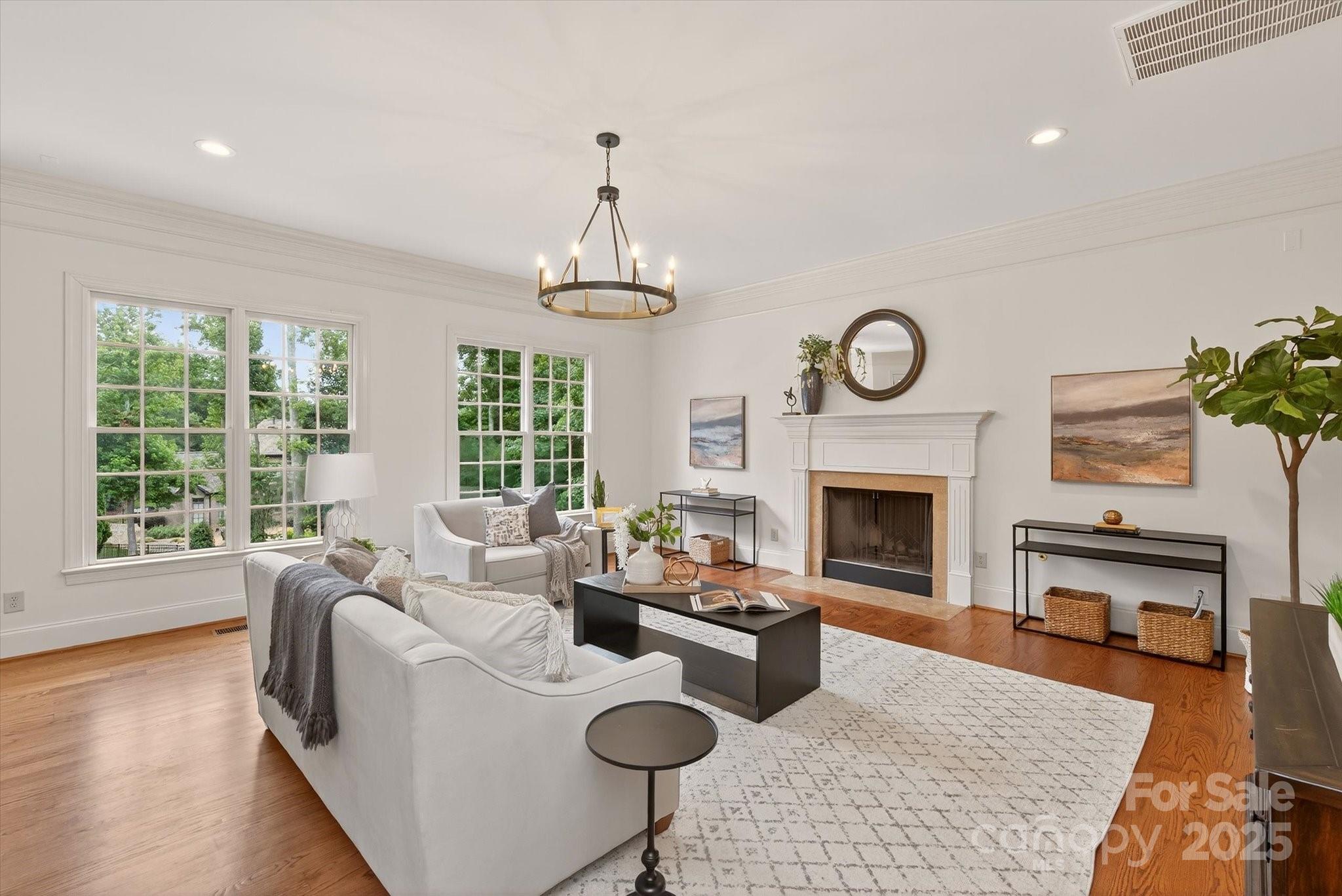 Chatsworth - Residential