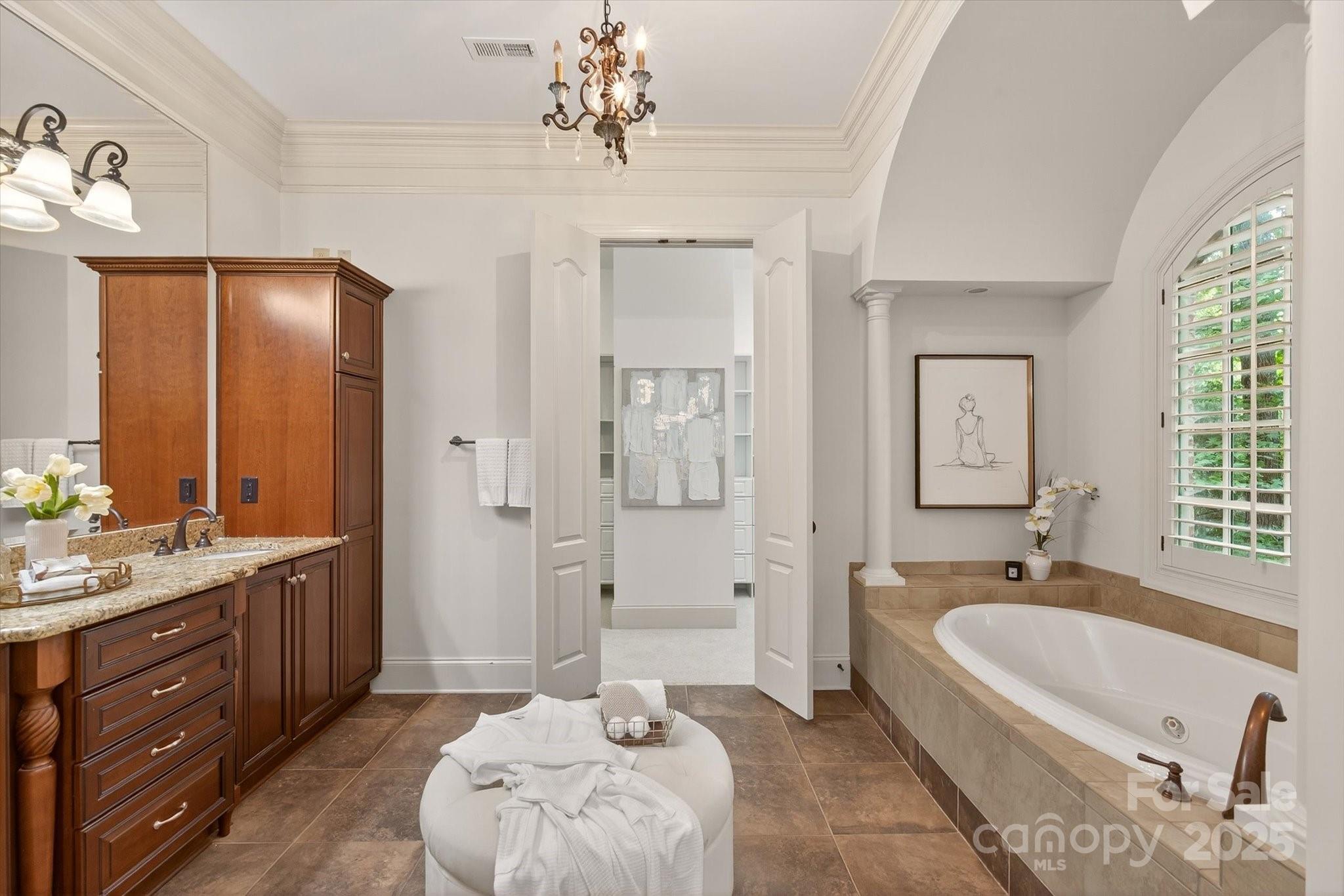 Chatsworth - Residential