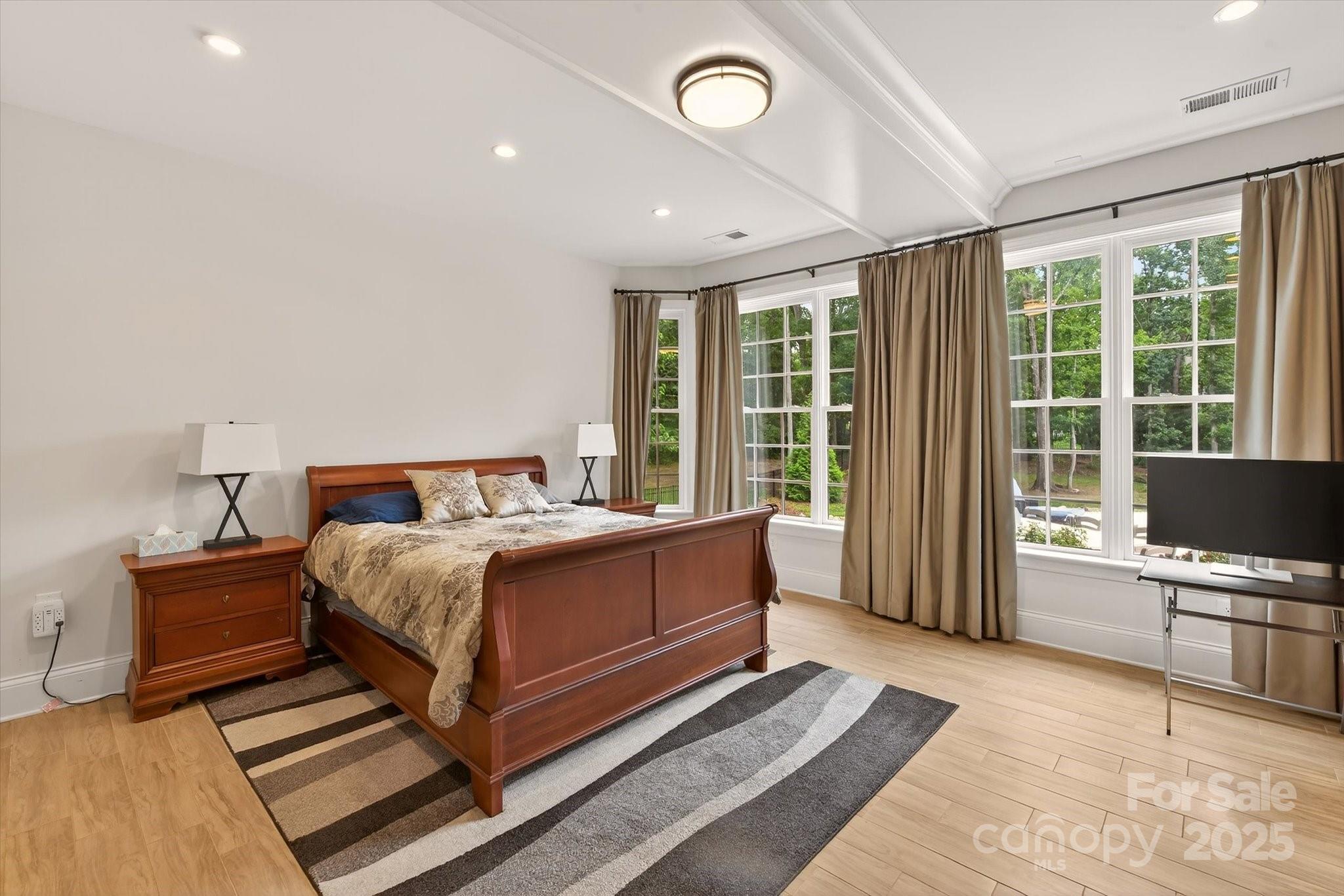 Chatsworth - Residential