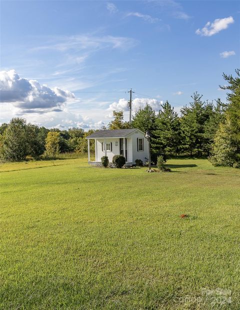 A home in Grover