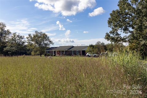 A home in Grover