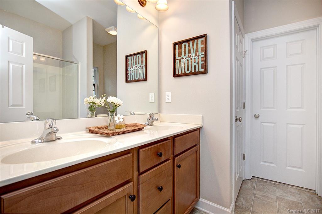 Riviera - Residential