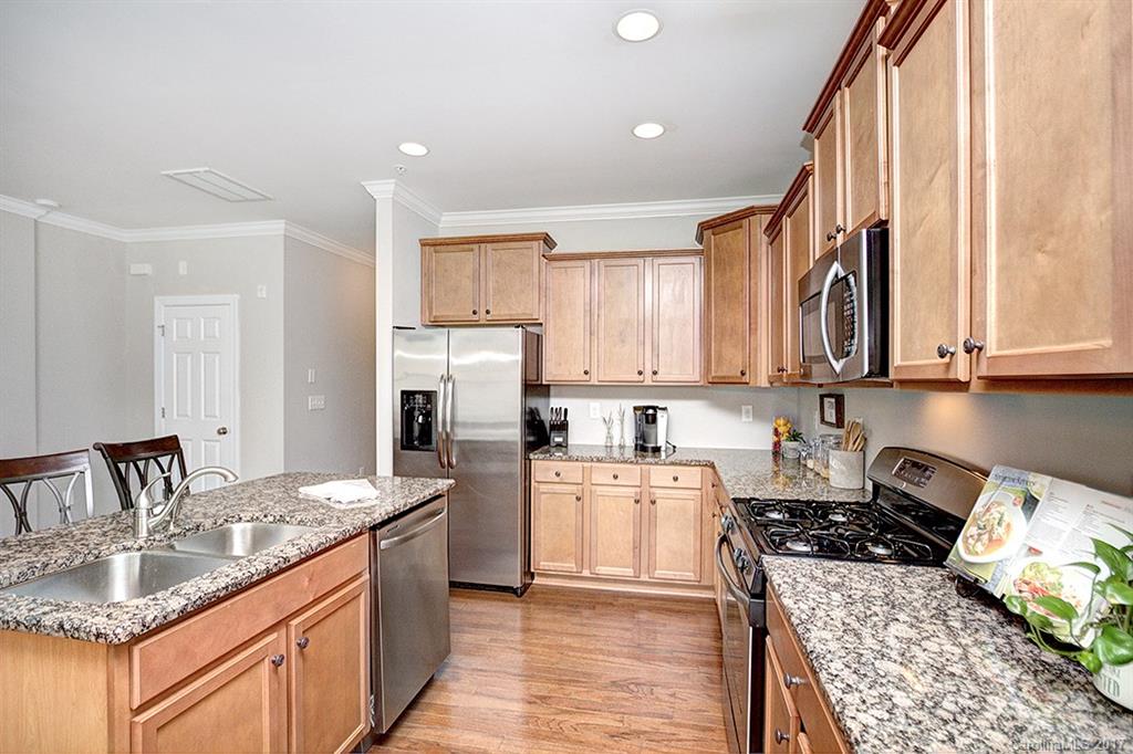 Riviera - Residential