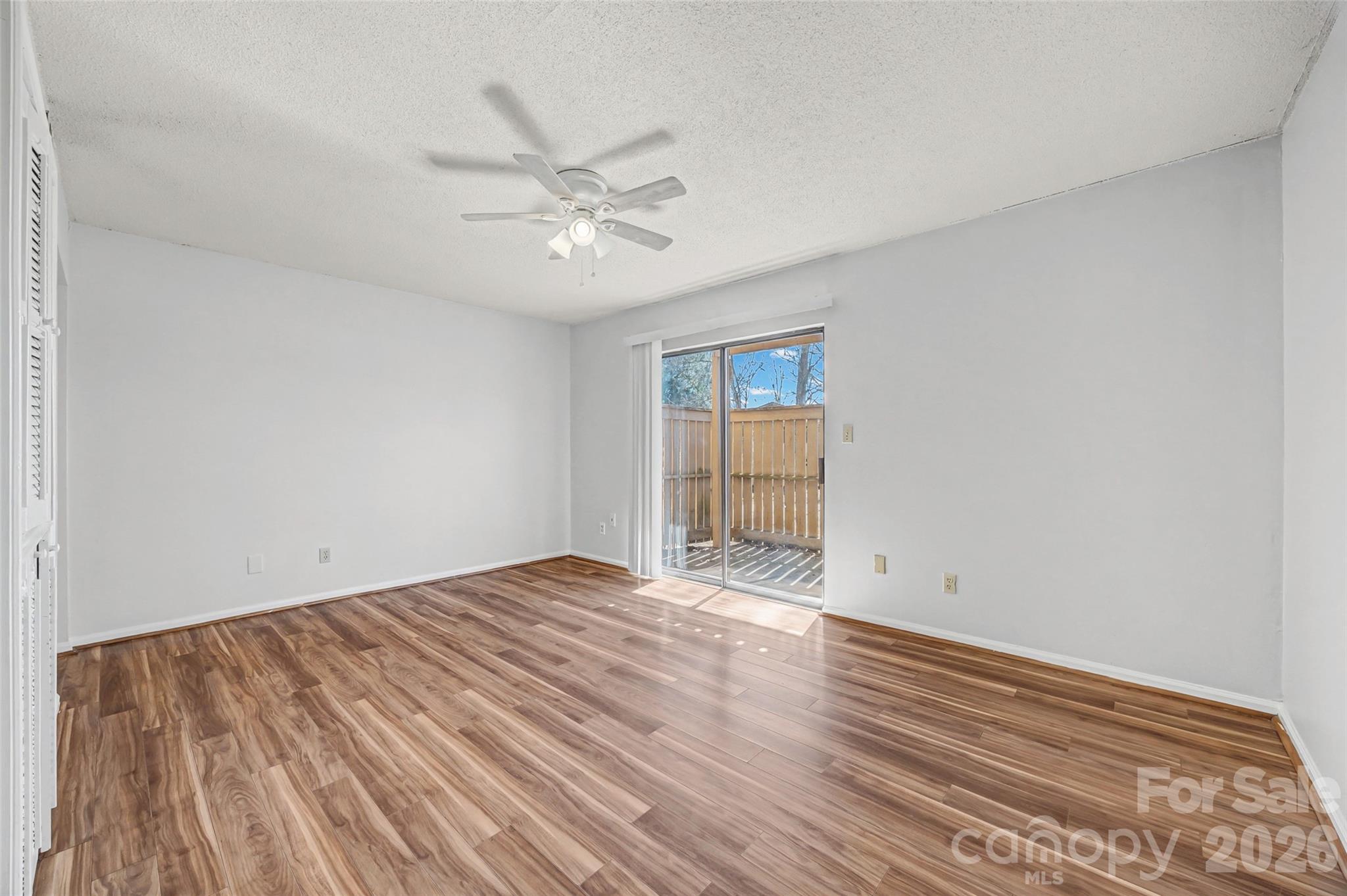 Riverview Villas - Residential