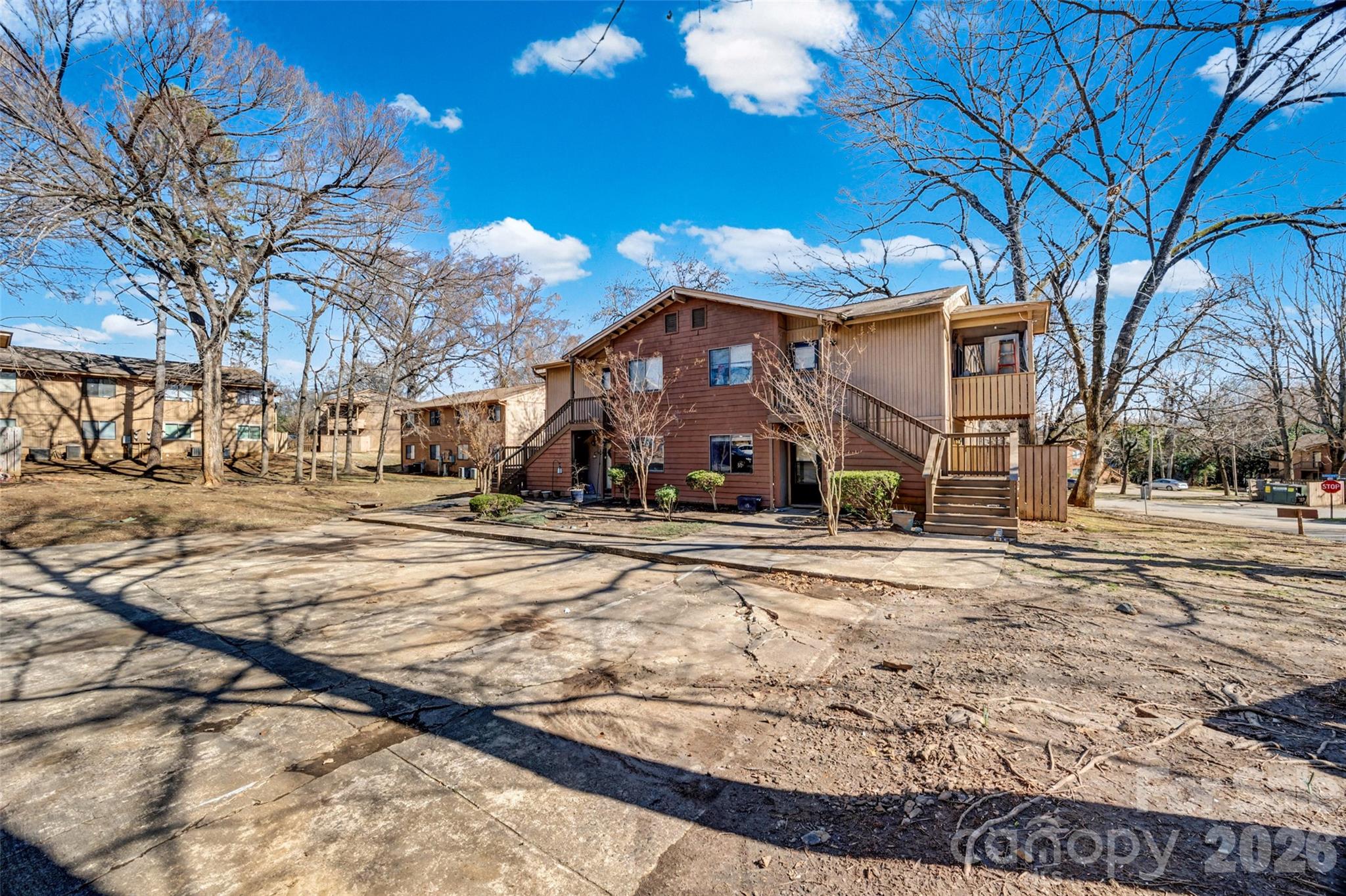 Riverview Villas - Residential