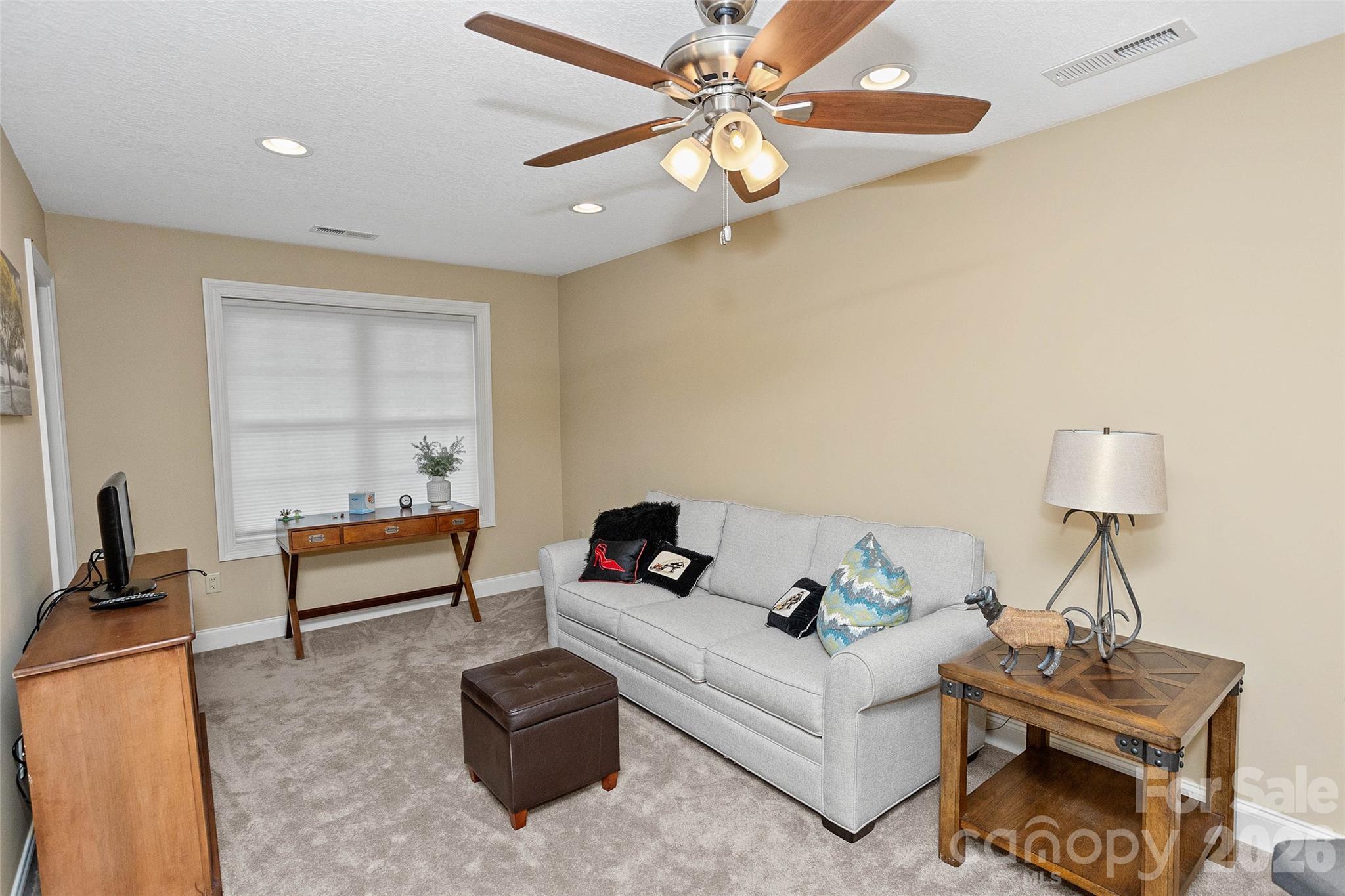 Vista At Bills Mountain - Residential