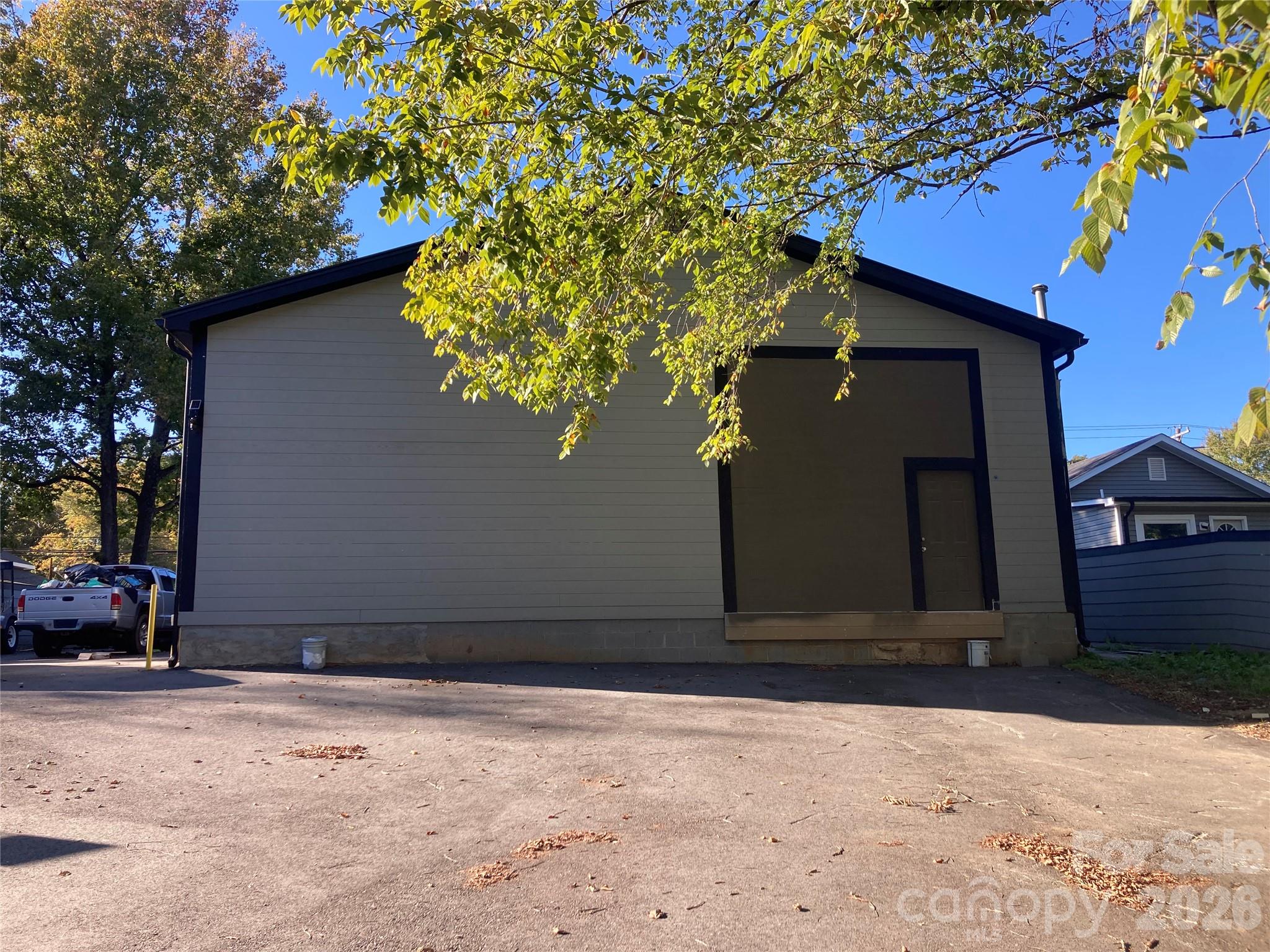 707 N Salisbury Avenue