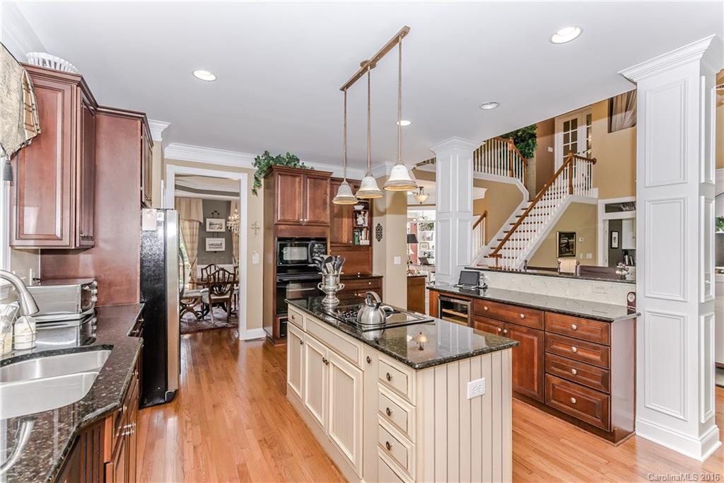 Lake Shore - Residential