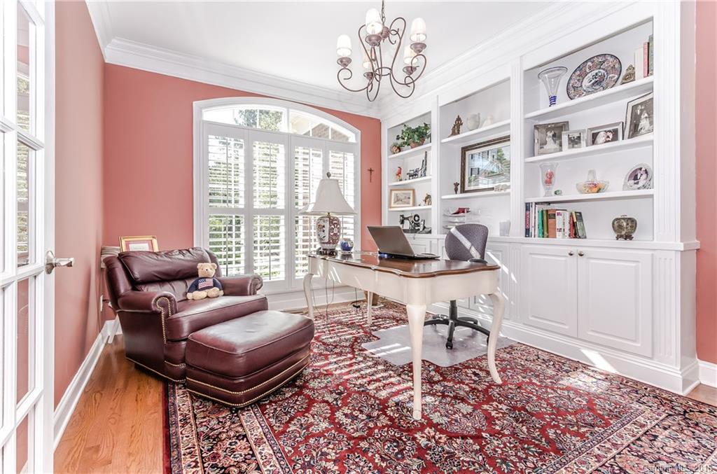 Lake Shore - Residential