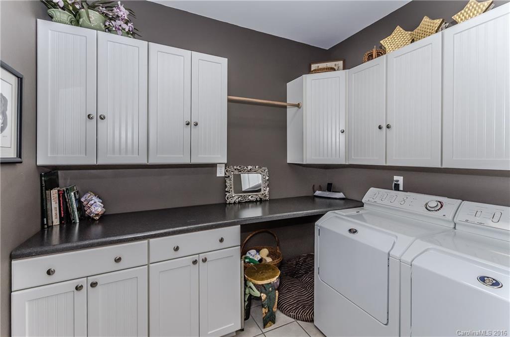 Lake Shore - Residential