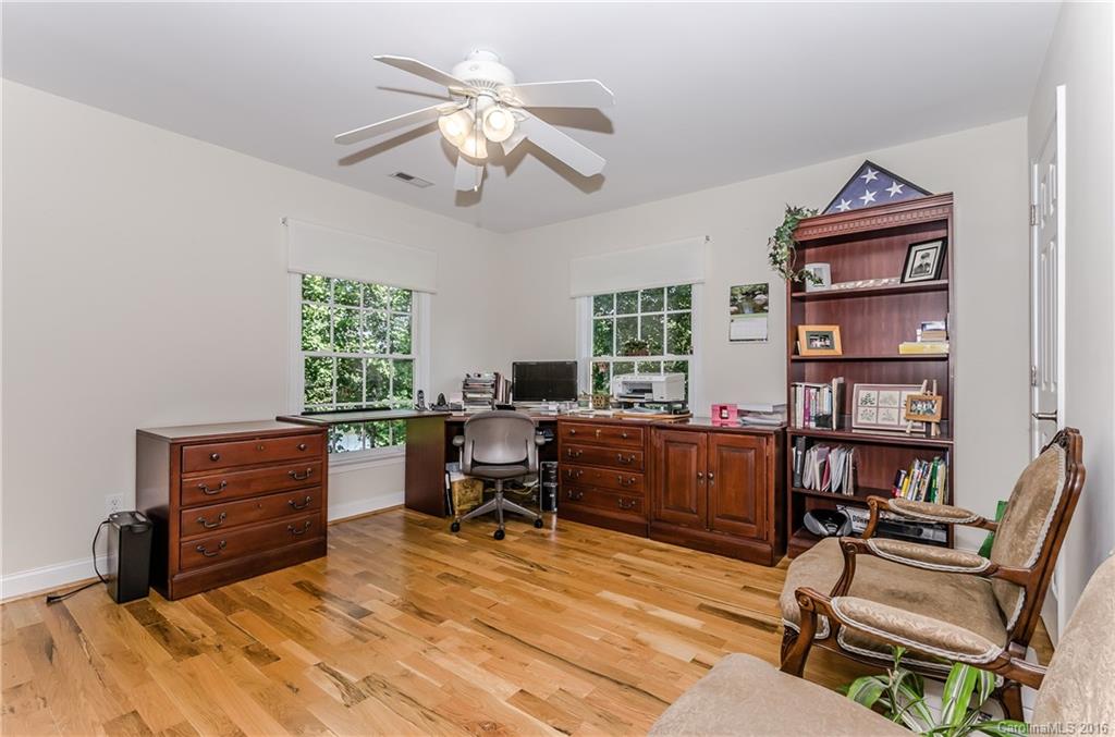 Lake Shore - Residential