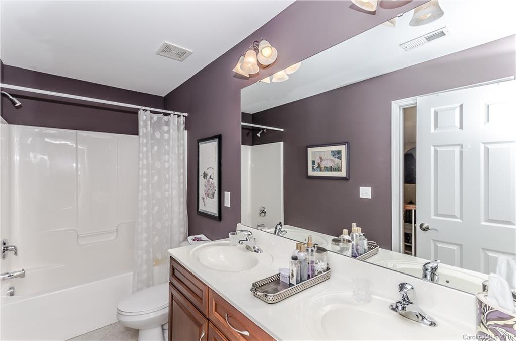 Lake Shore - Residential