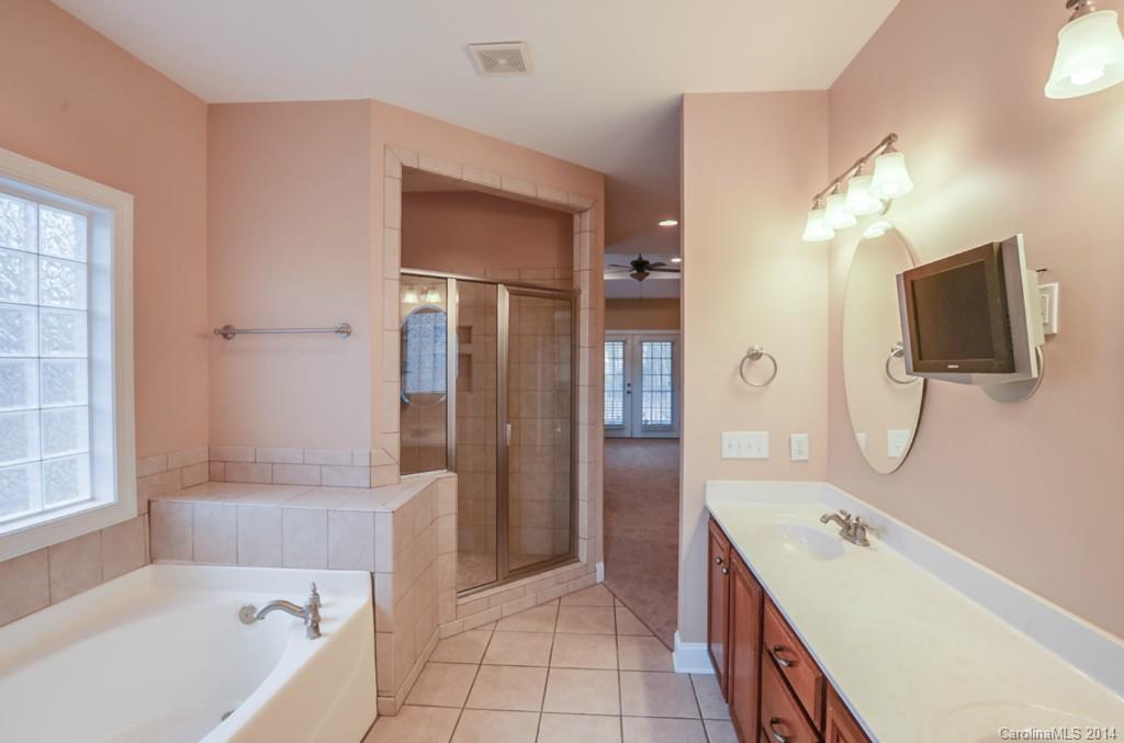 Regent Park - Residential