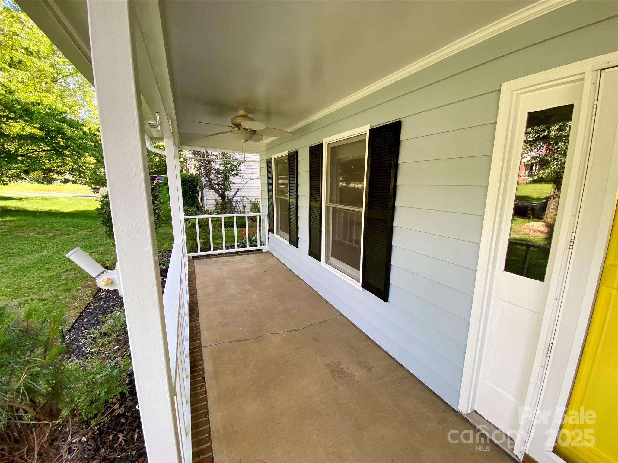 8742 Rittenhouse Circle