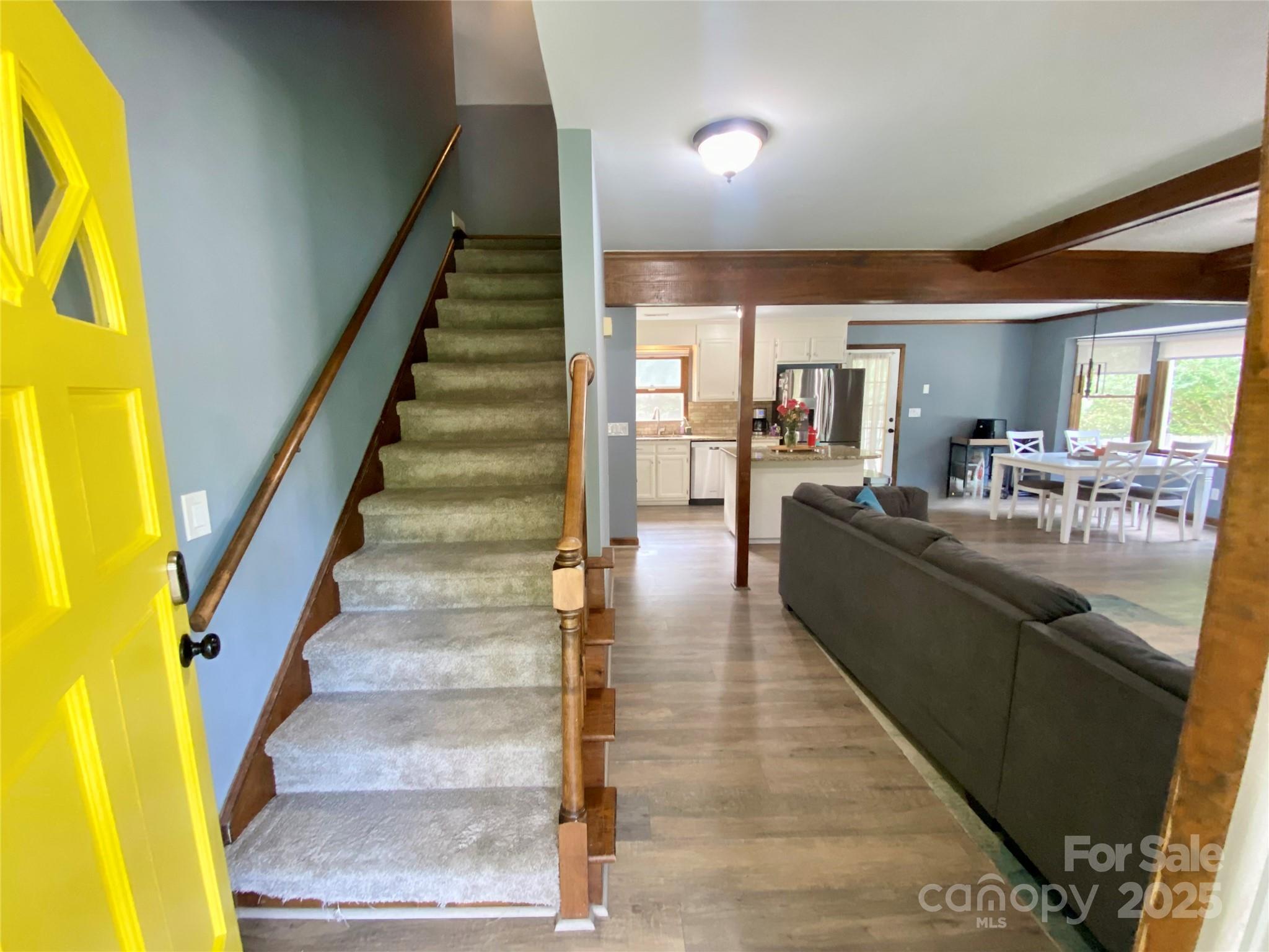 8742 Rittenhouse Circle