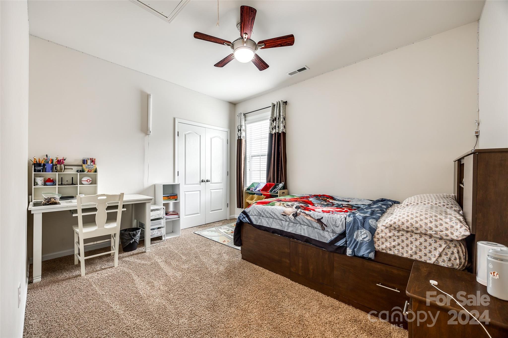 Hawks Creek - Residential