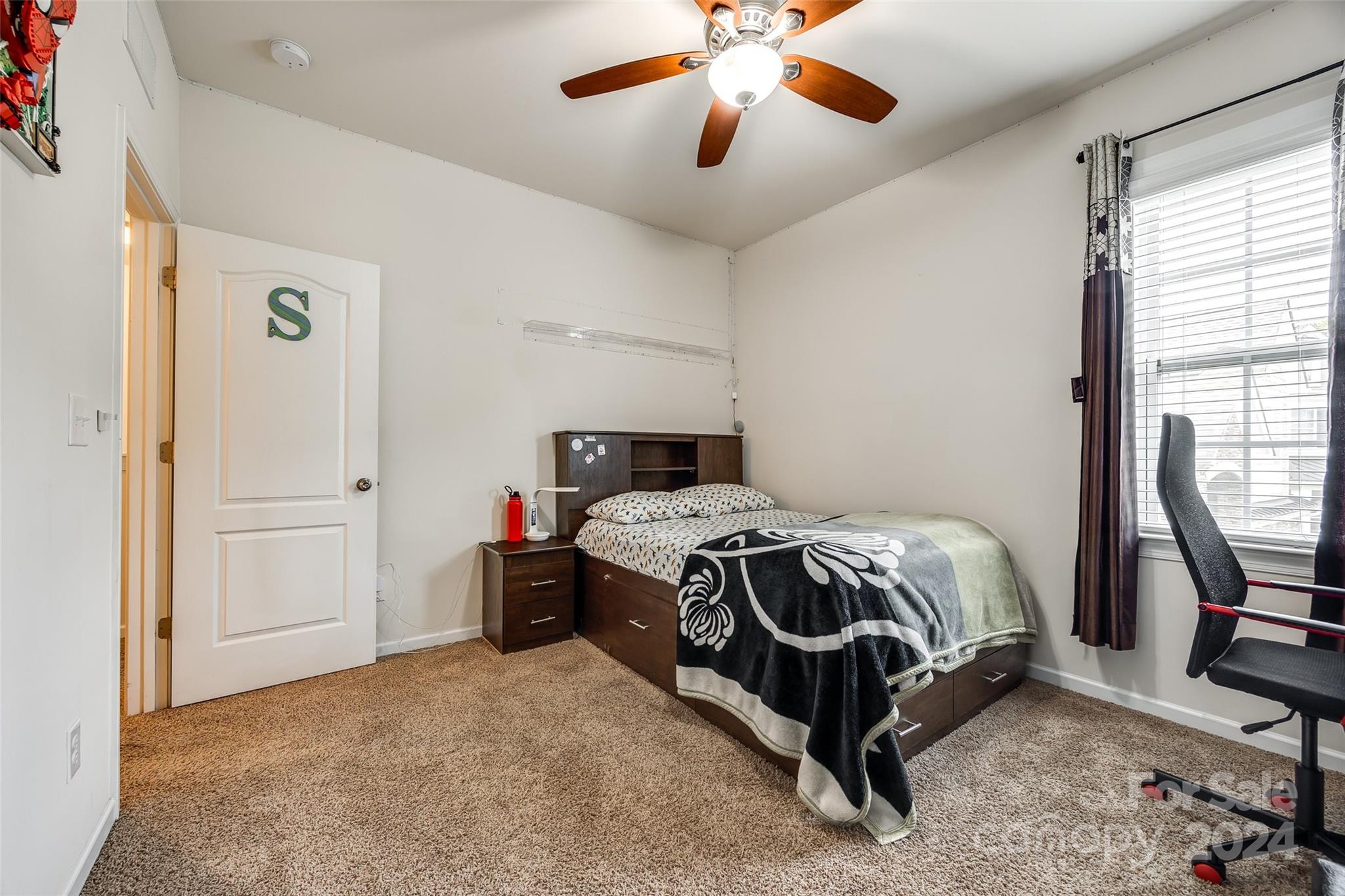 Hawks Creek - Residential