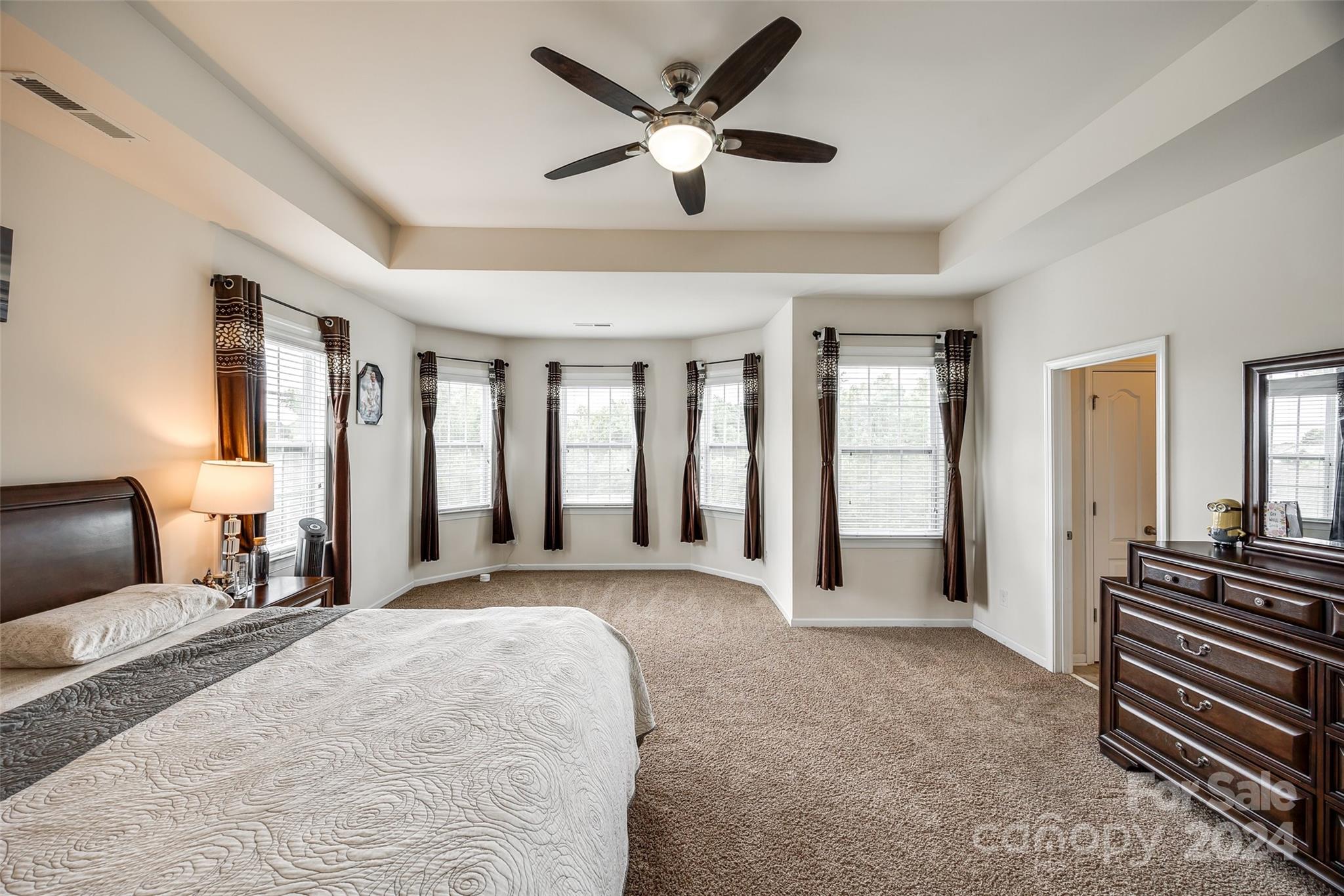 Hawks Creek - Residential