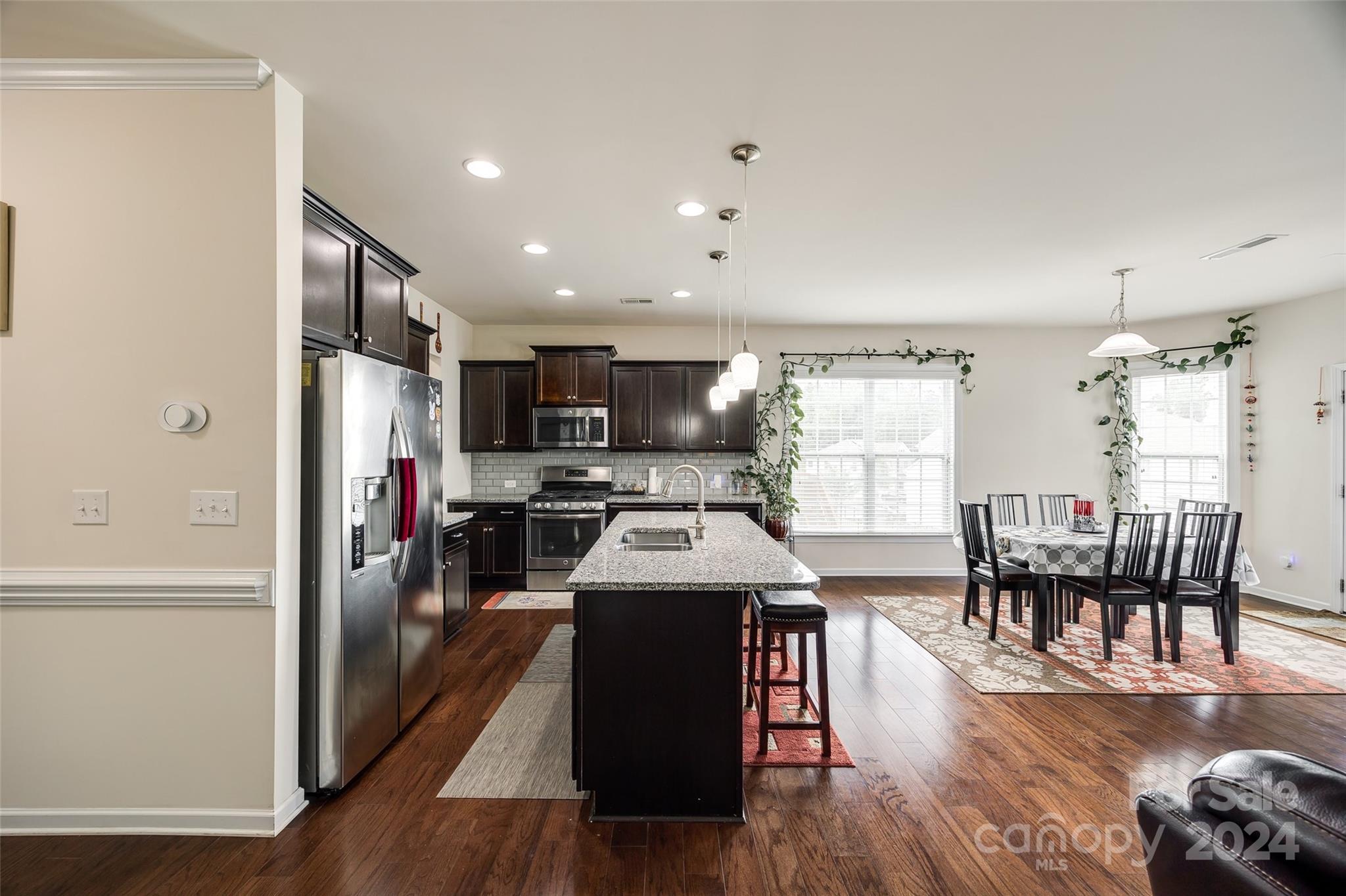 Hawks Creek - Residential