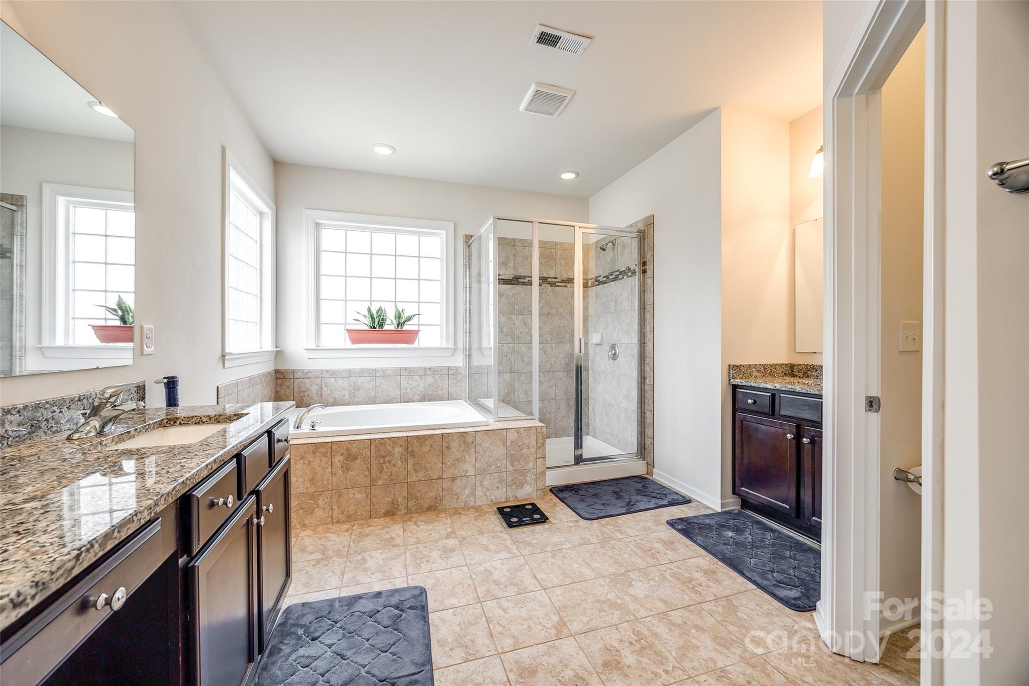 Hawks Creek - Residential