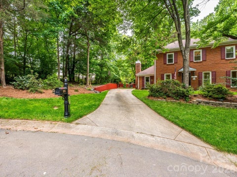 Photo of 9607 Riddick Place, Matthews, NC 28105 (MLS # 4374870)