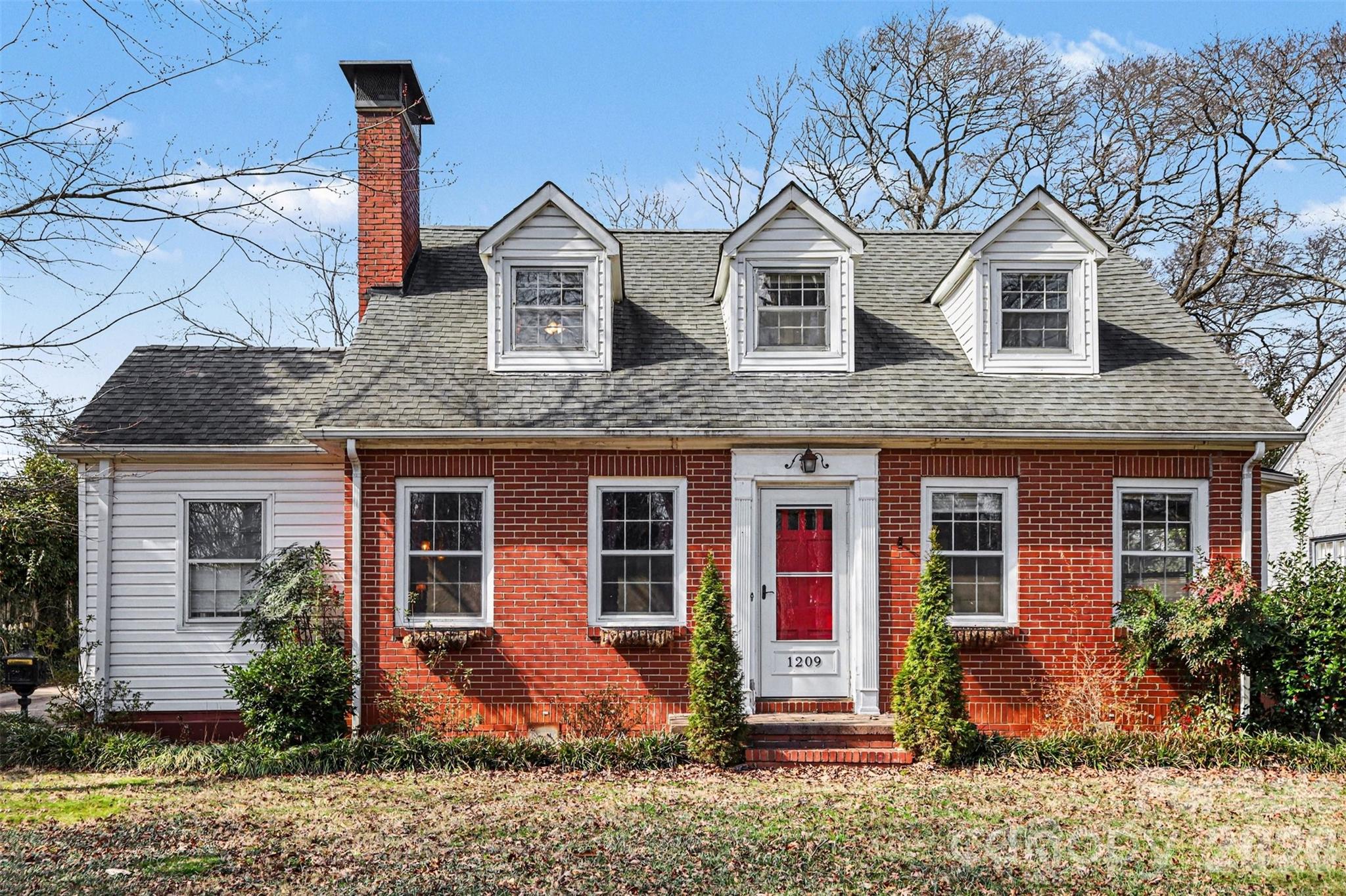 1209 Oakwood Avenue