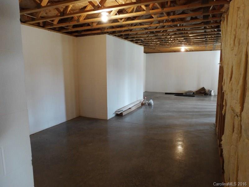 Winding Creek - Residential