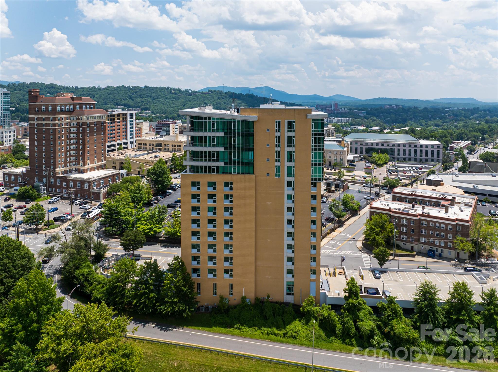 The Residence at 151 - Residential
