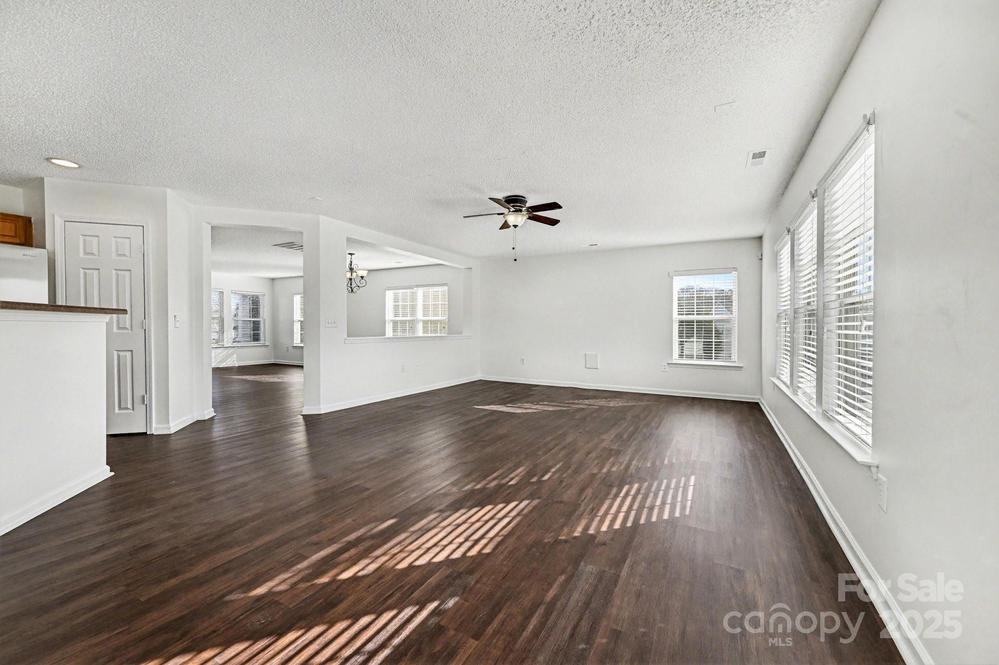 13812 Riding Hill Avenue