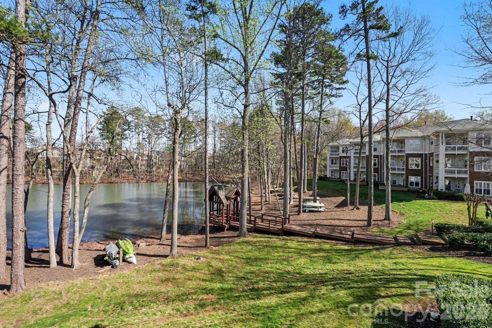 Spinnaker Reach - Residential