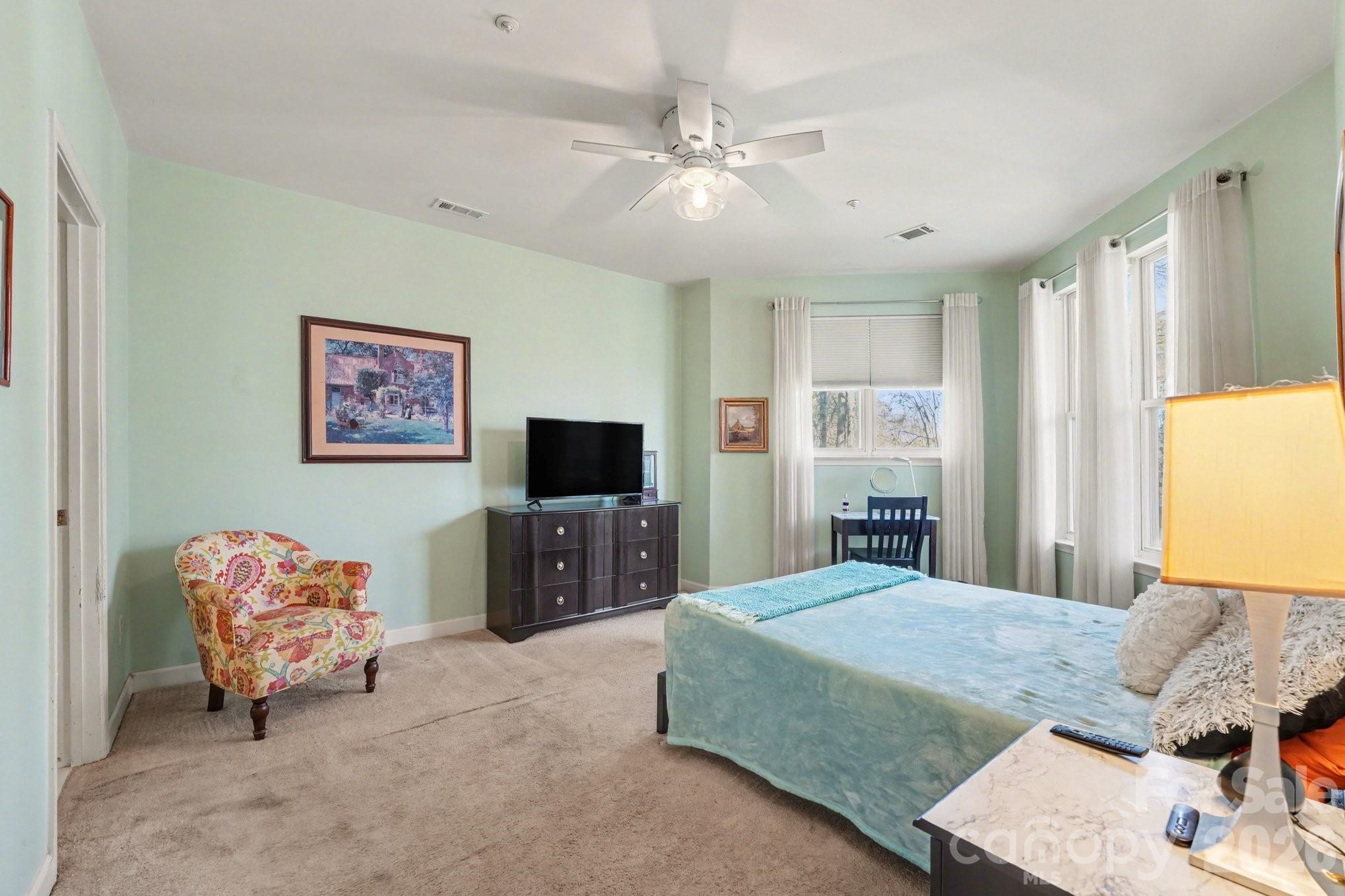 Spinnaker Reach - Residential