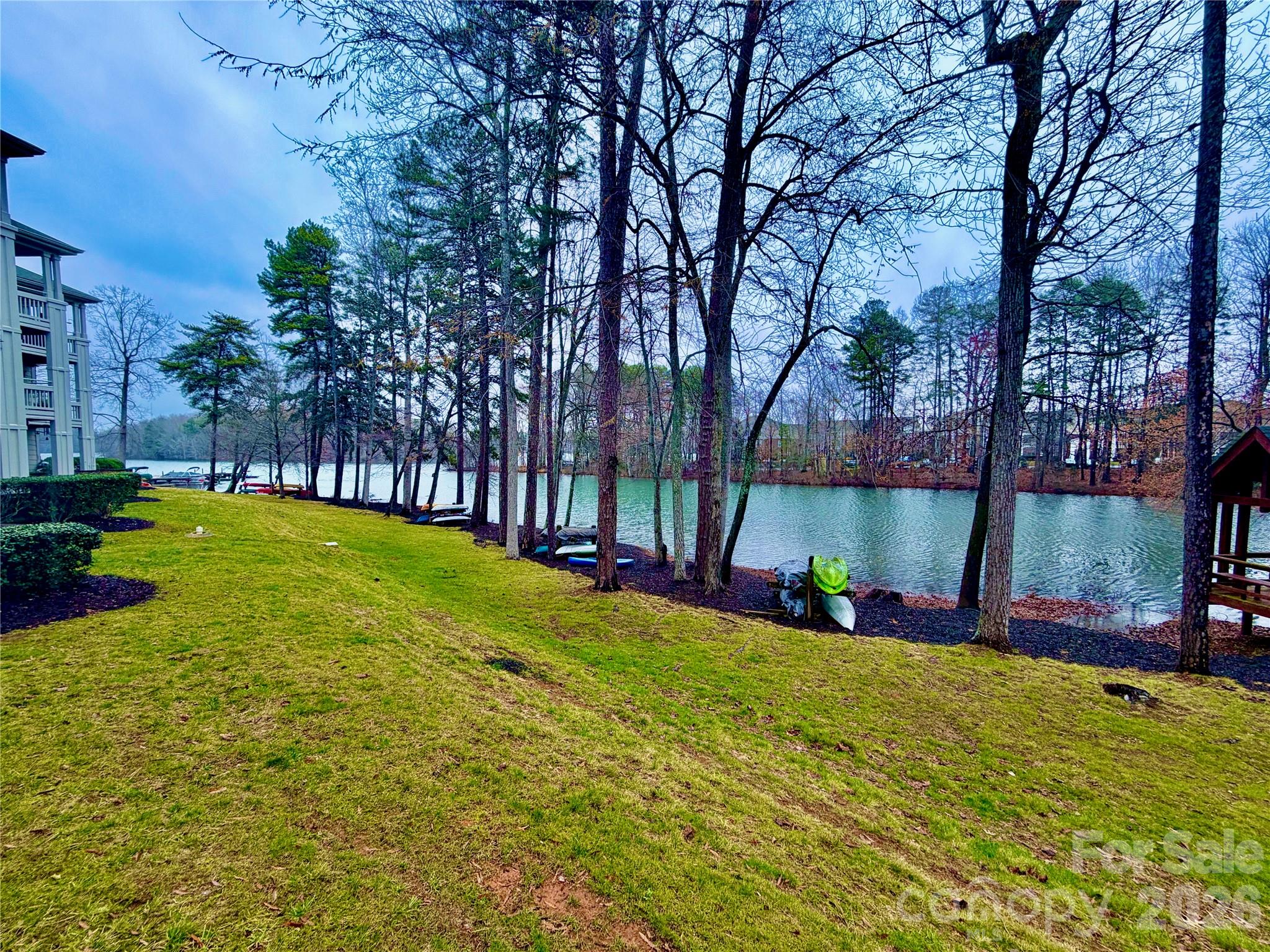 921 Northeast Drive 38