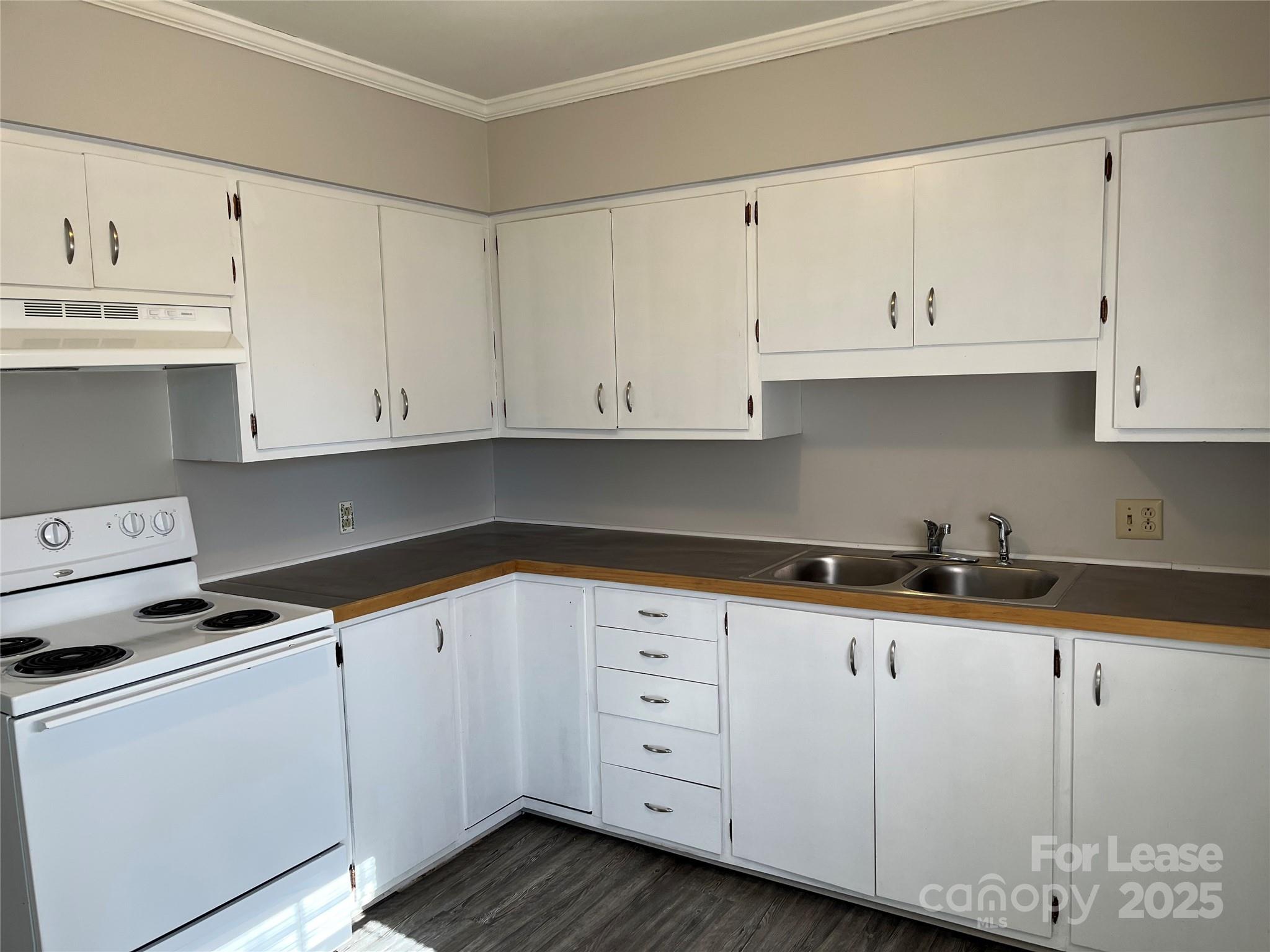 600 Montgomery Avenue 3