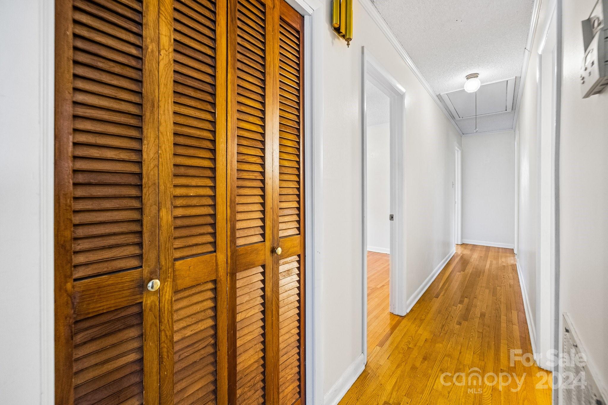 Point Largo - Residential