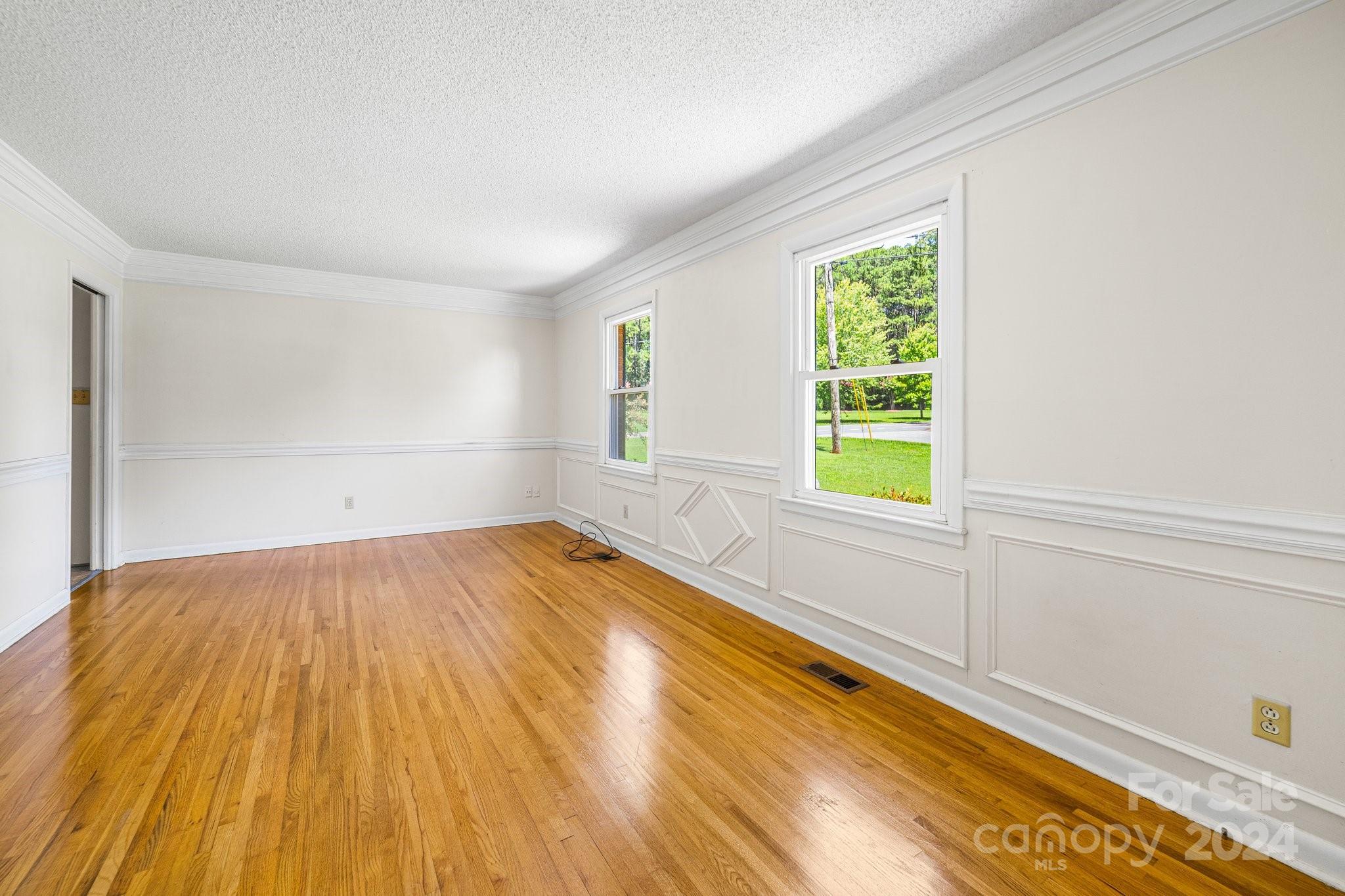 Point Largo - Residential