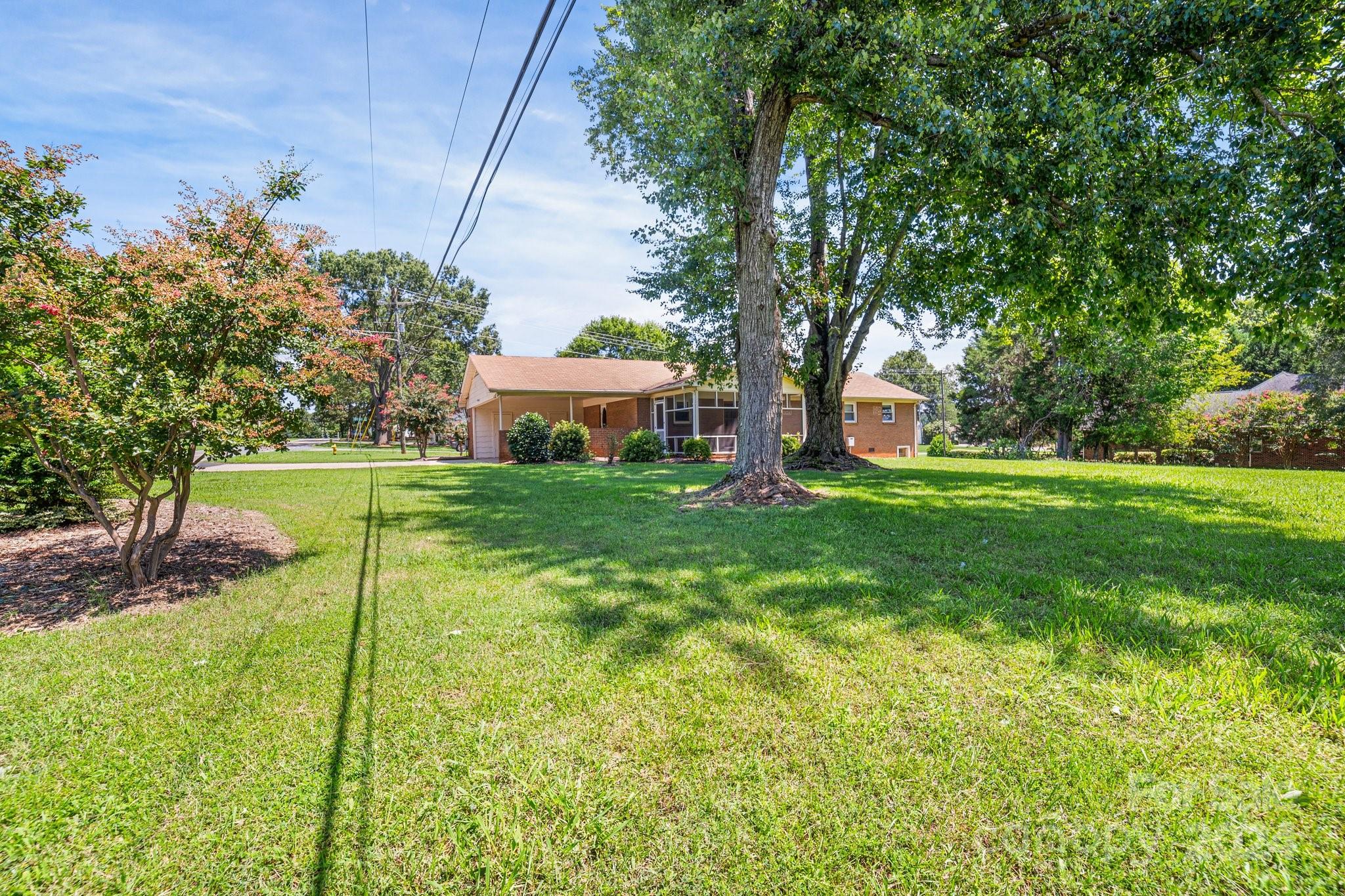 Point Largo - Residential