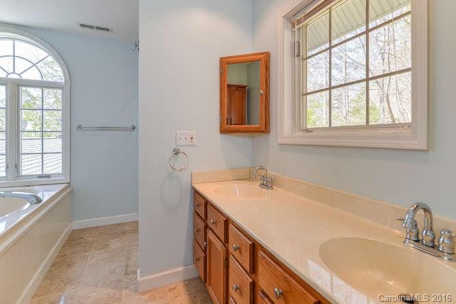 Saddle Ridge - Residential