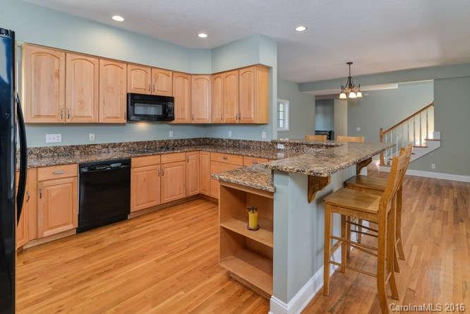 Saddle Ridge - Residential