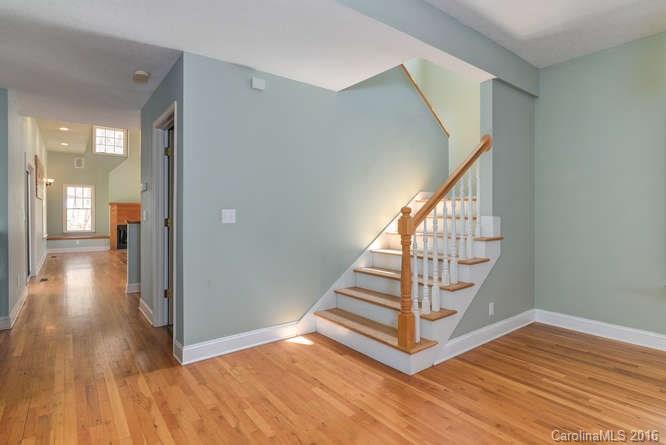 Saddle Ridge - Residential