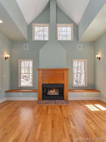 Saddle Ridge - Residential