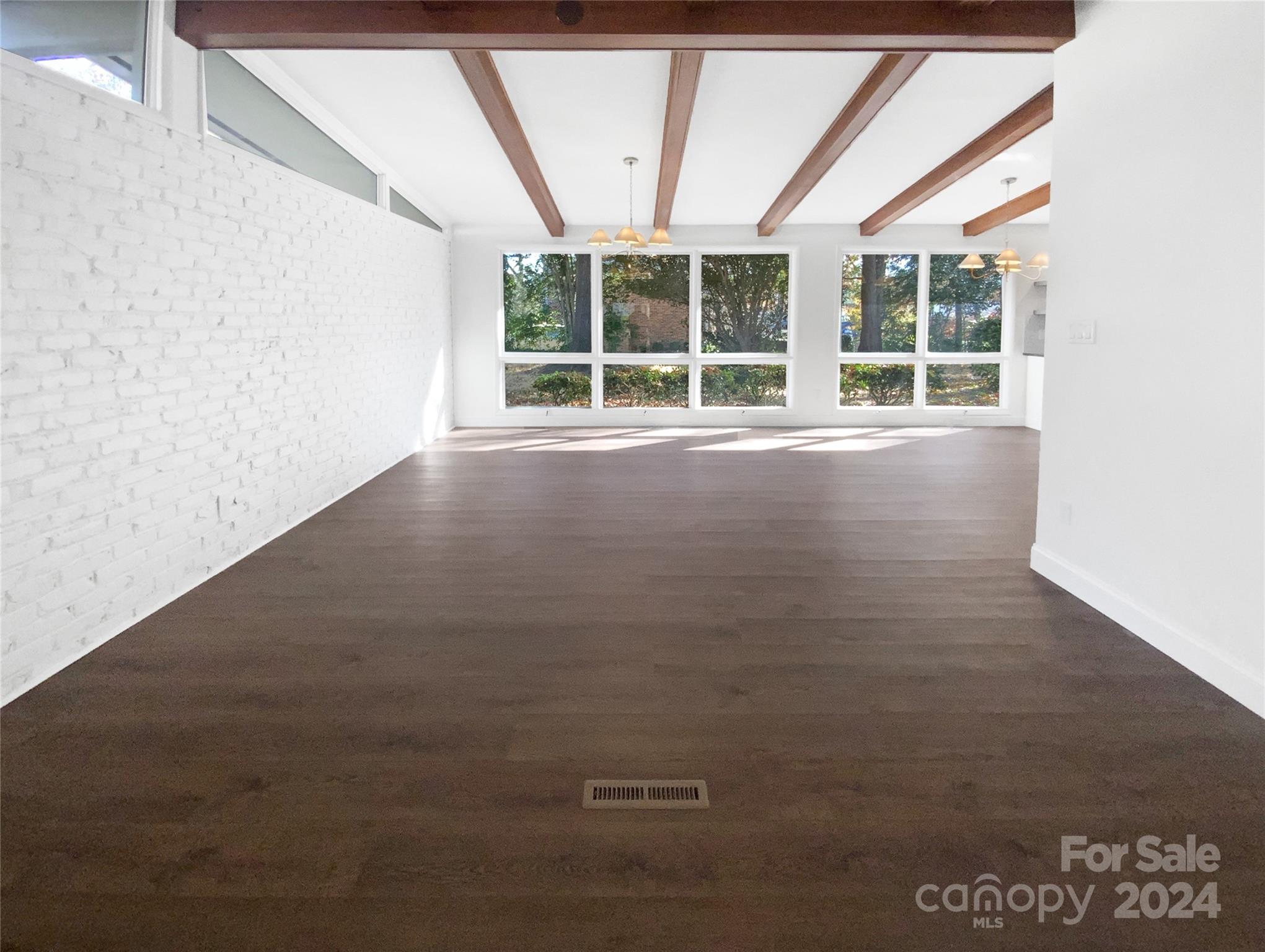 Beverly Woods - Residential