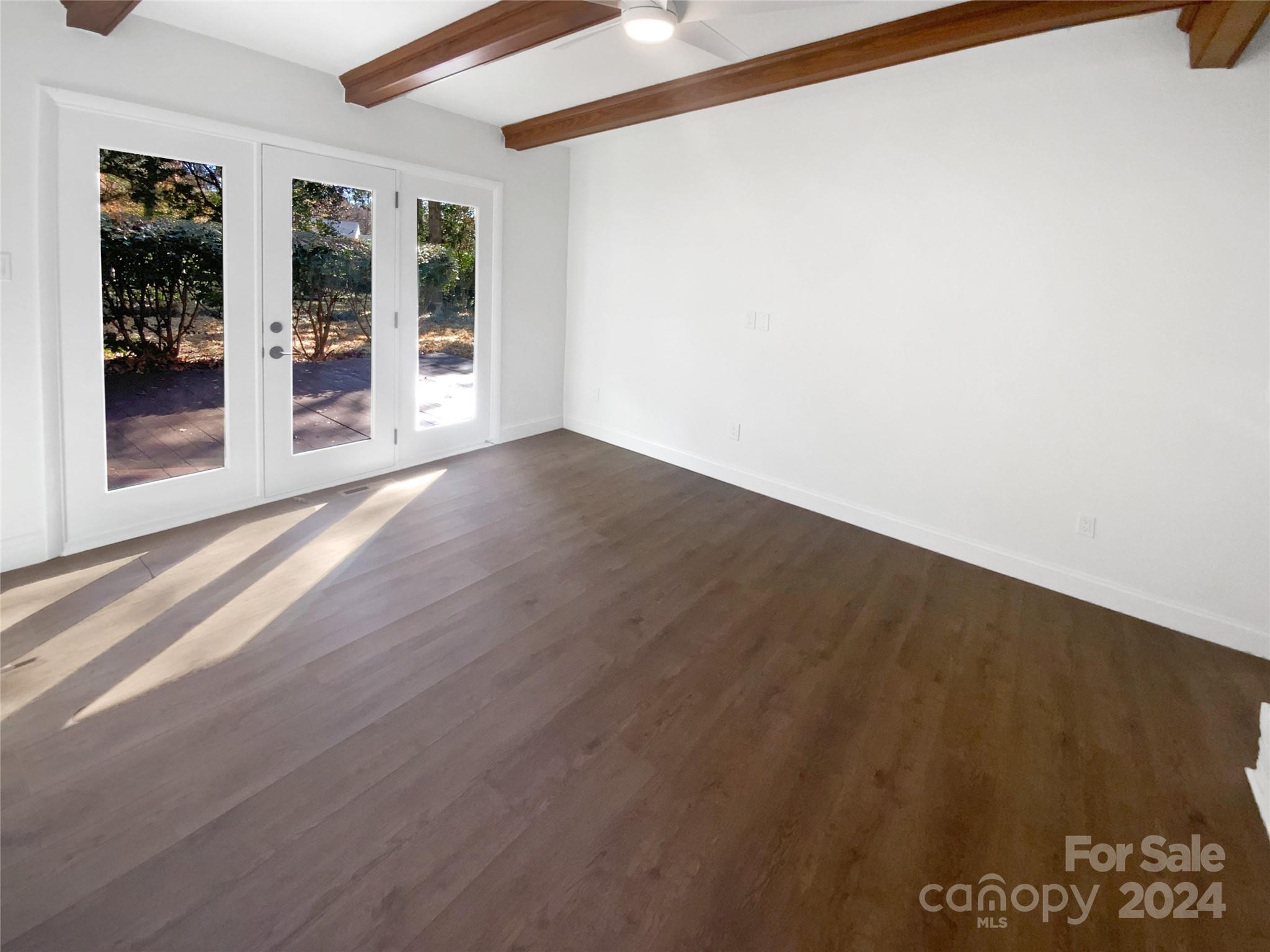 Beverly Woods - Residential