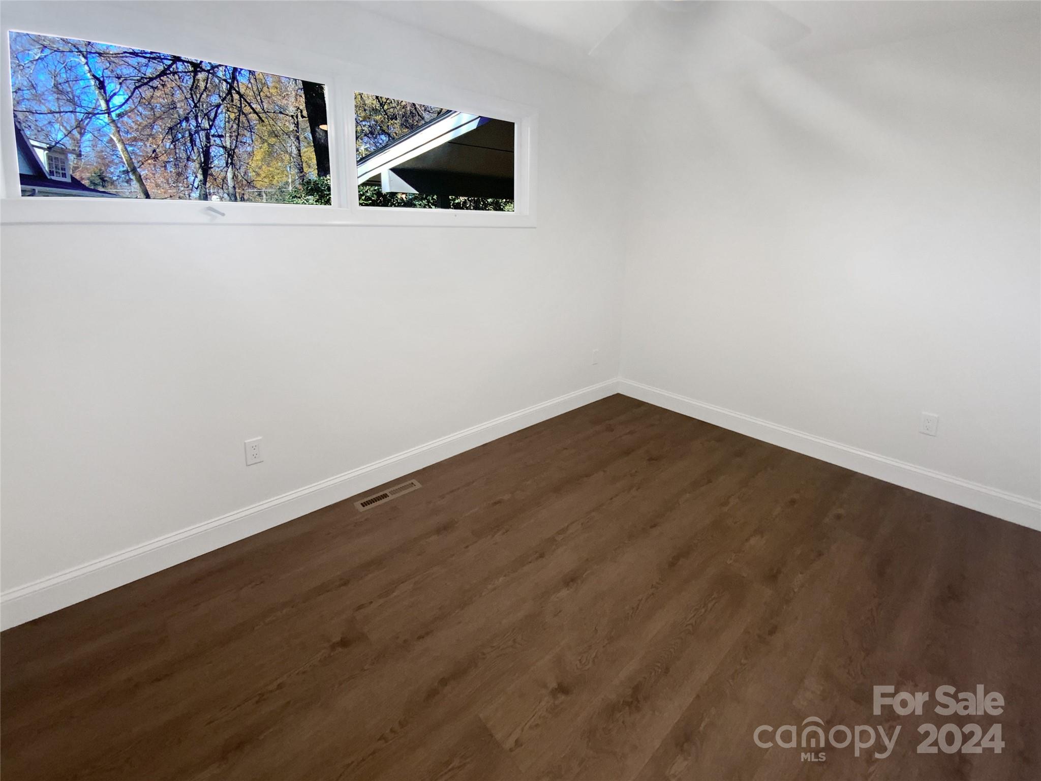 Beverly Woods - Residential
