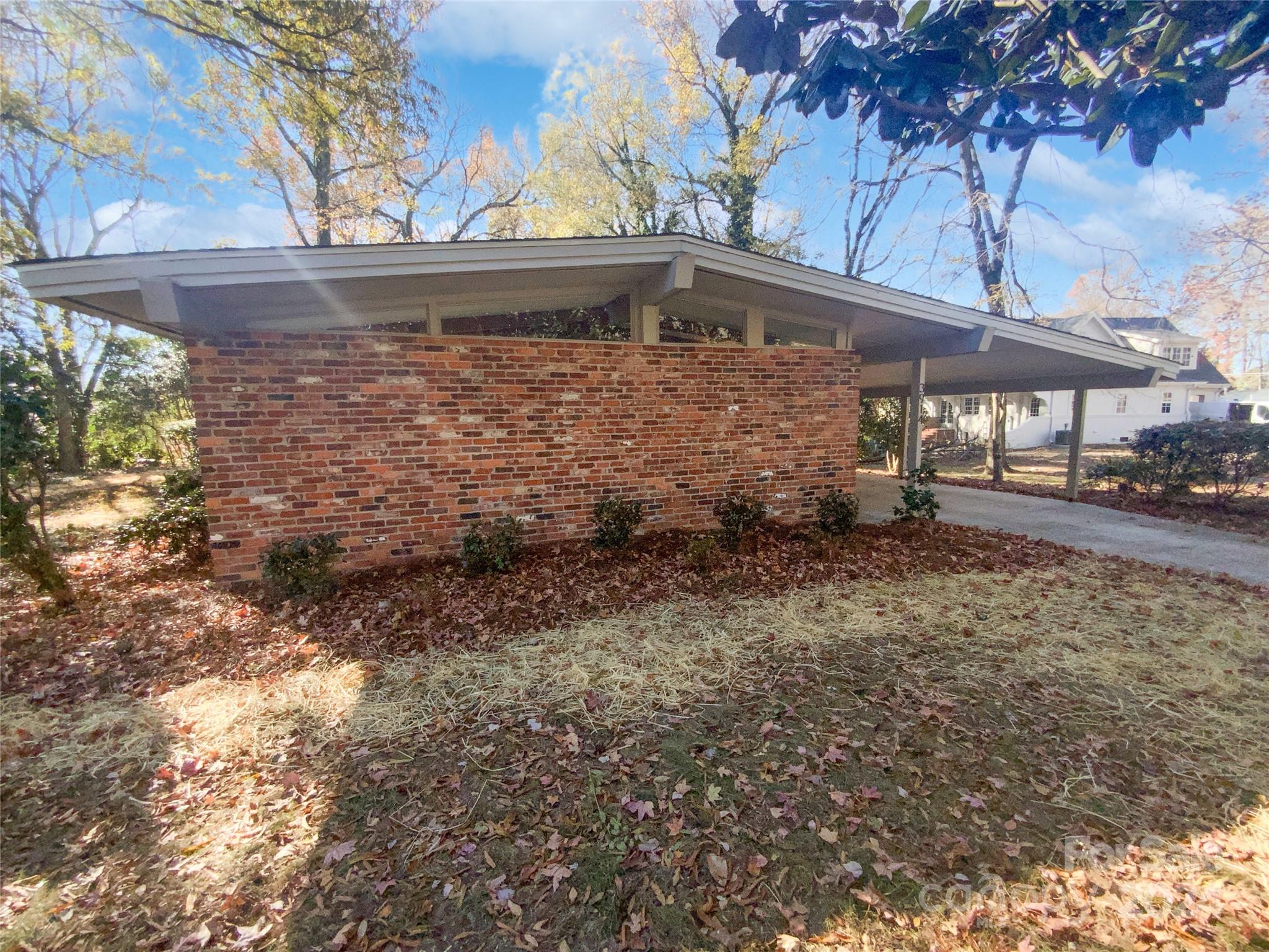 Beverly Woods - Residential