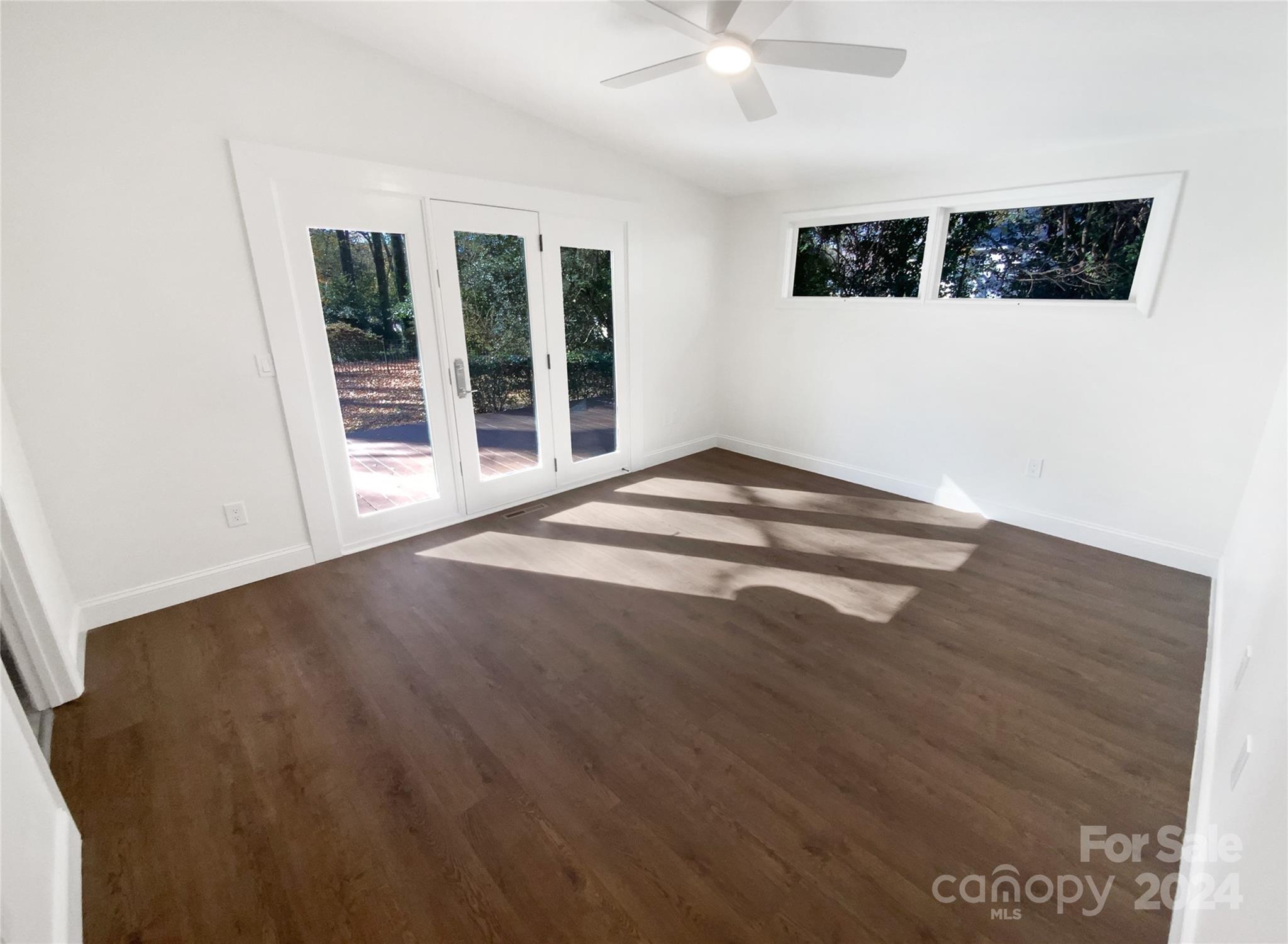 Beverly Woods - Residential