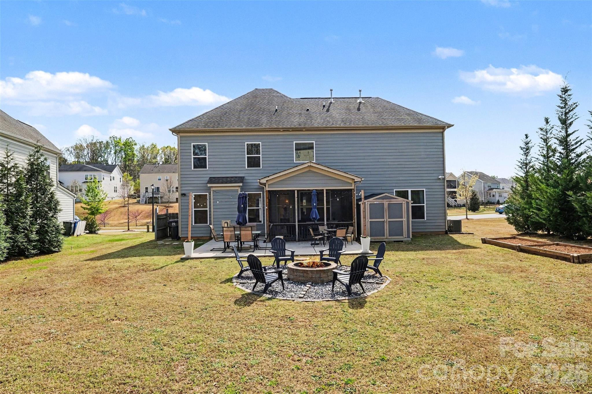 Cobblestone Manor - Residential