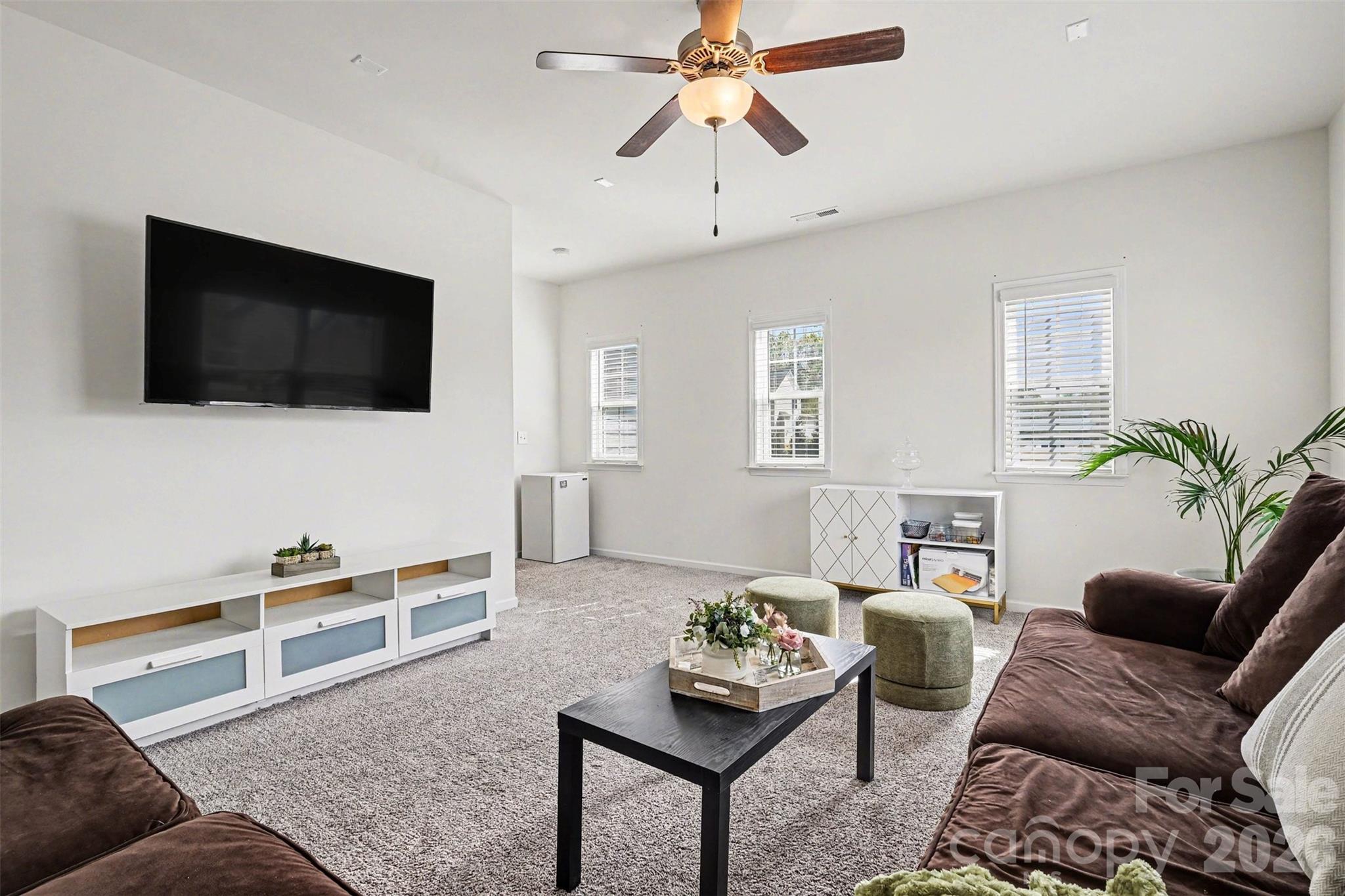 Cobblestone Manor - Residential