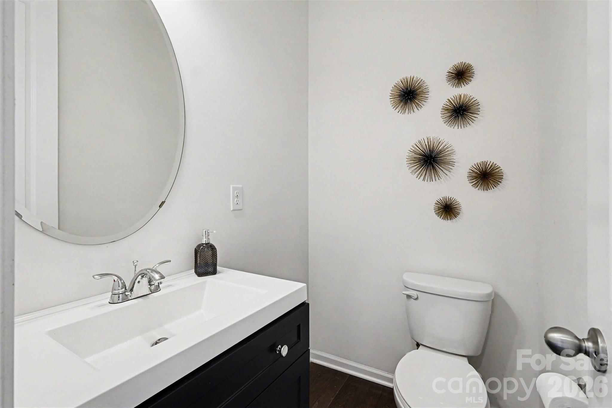 Cobblestone Manor - Residential