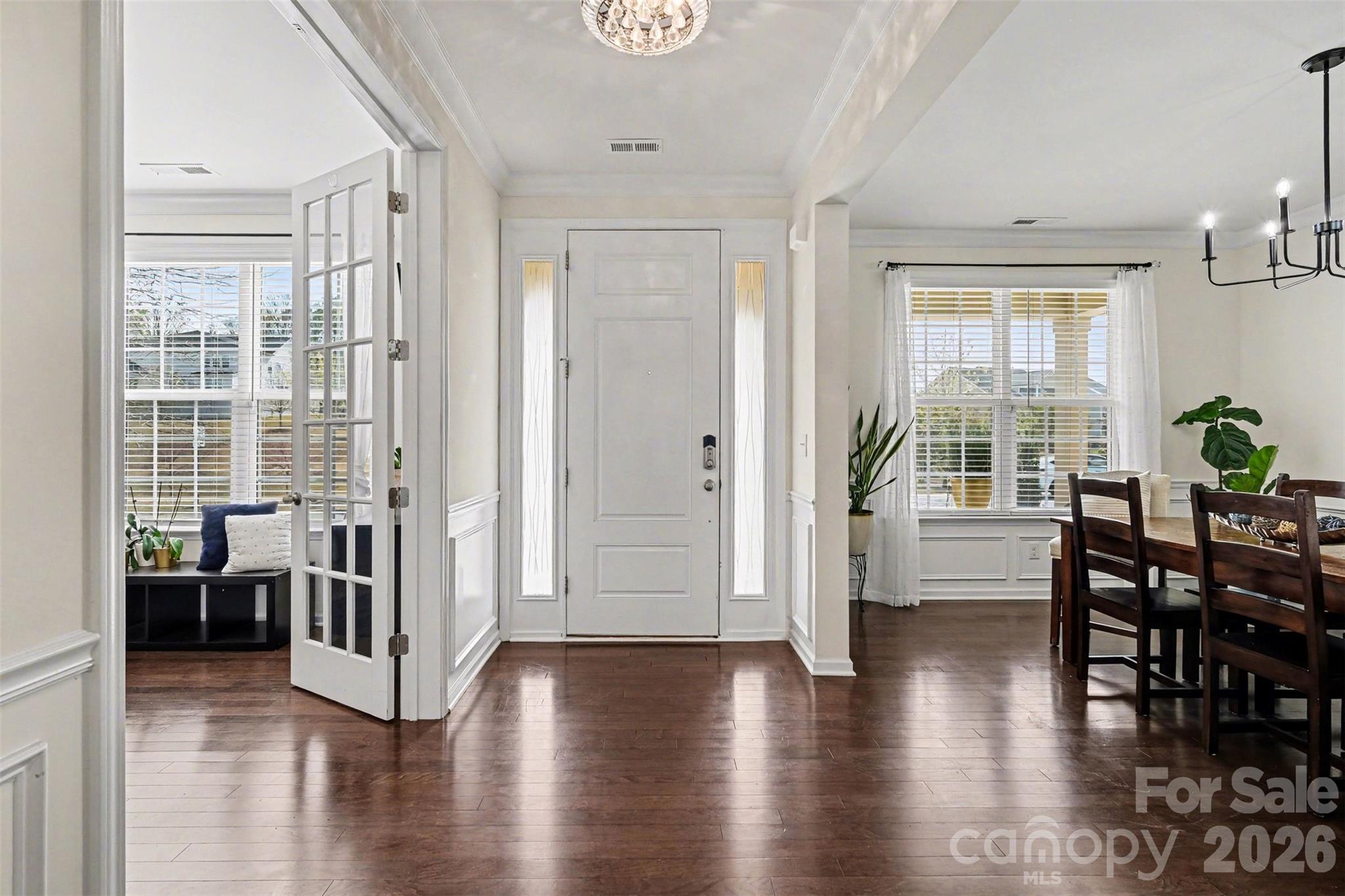 Cobblestone Manor - Residential